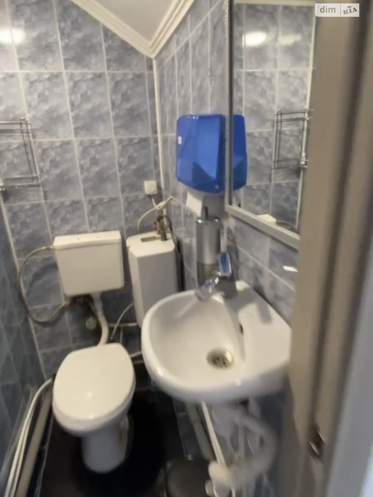 Коммерческое помещение в Черновцах, продажа по Энтузиастов улица 2А, район Шевченковский, цена: 14 500 долларов за объект фото 1 Коммерческое помещение в Черновцах, продажа по Энтузиастов улица 2А, район Шевченковский, цена: 14 500 долларов за объект фото 1