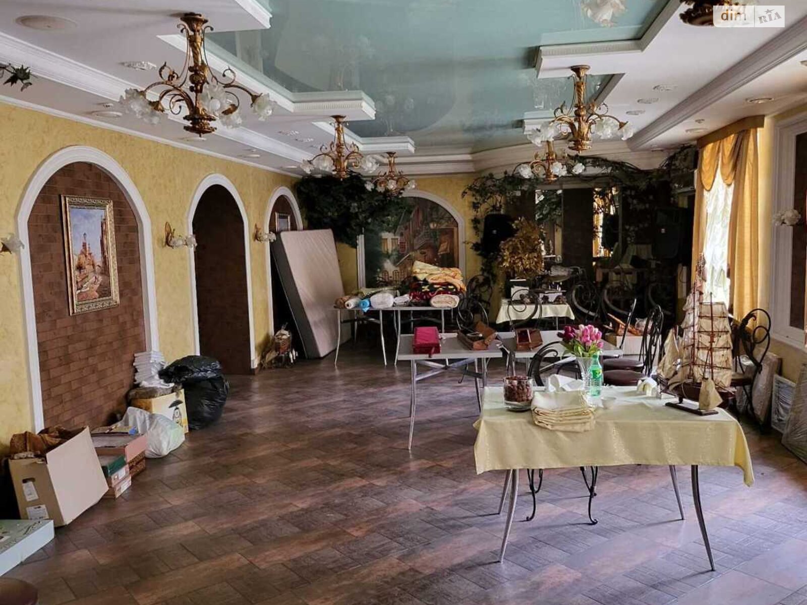 Комерційне приміщення в Чернівцях, продаж по Героїв Крут бульвар 11А, район Шевченківський, ціна: 463 988 доларів за об’єкт фото 1 Комерційне приміщення в Чернівцях, продаж по Героїв Крут бульвар 11А, район Шевченківський, ціна: 463 988 доларів за об’єкт фото 1