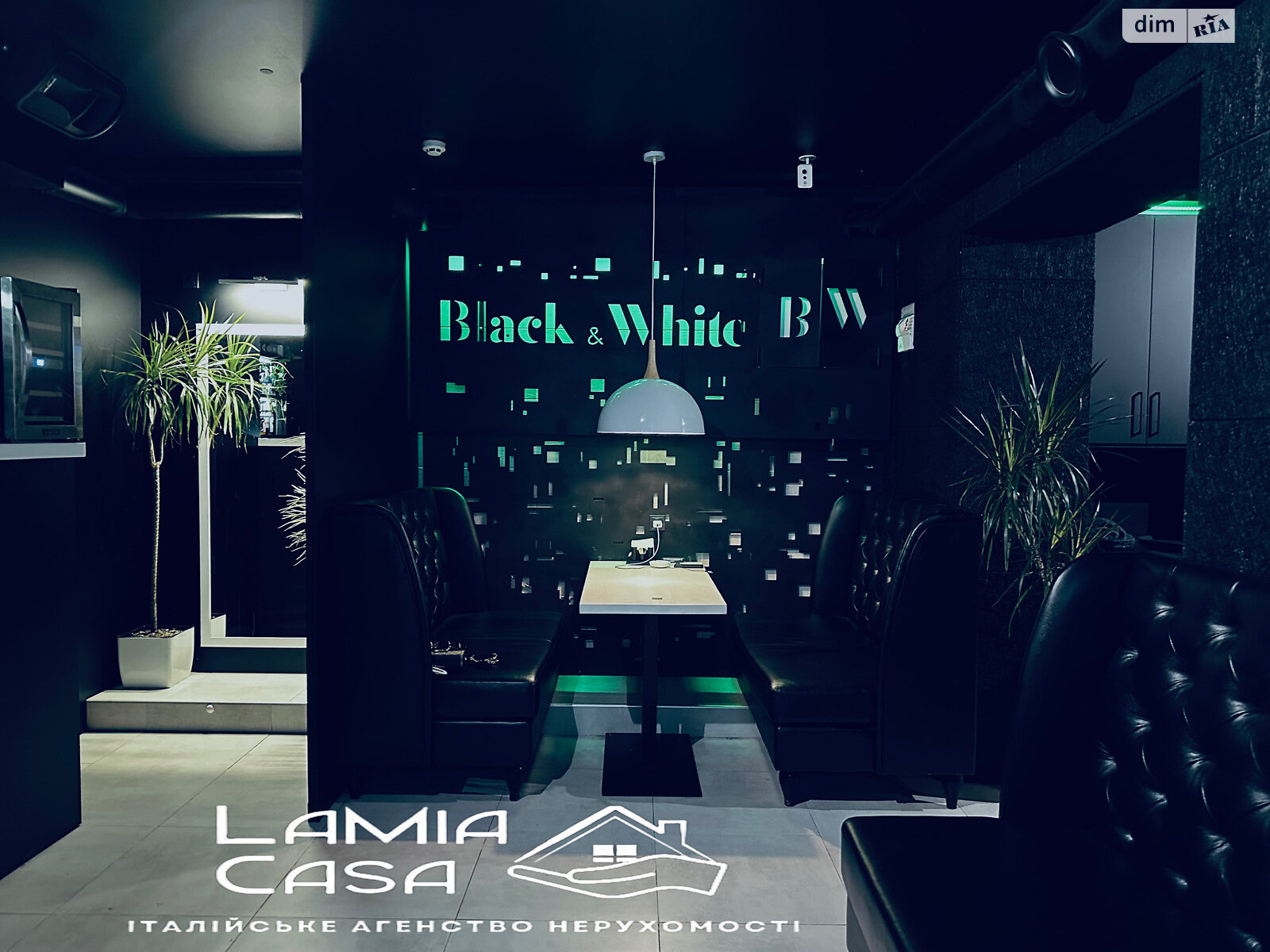 Коммерческое помещение в Черновцах, продажа по Небесной Сотни улица 23, район Шевченковский, цена: 150 000 долларов за объект фото 1 Коммерческое помещение в Черновцах, продажа по Небесной Сотни улица 23, район Шевченковский, цена: 150 000 долларов за объект фото 1