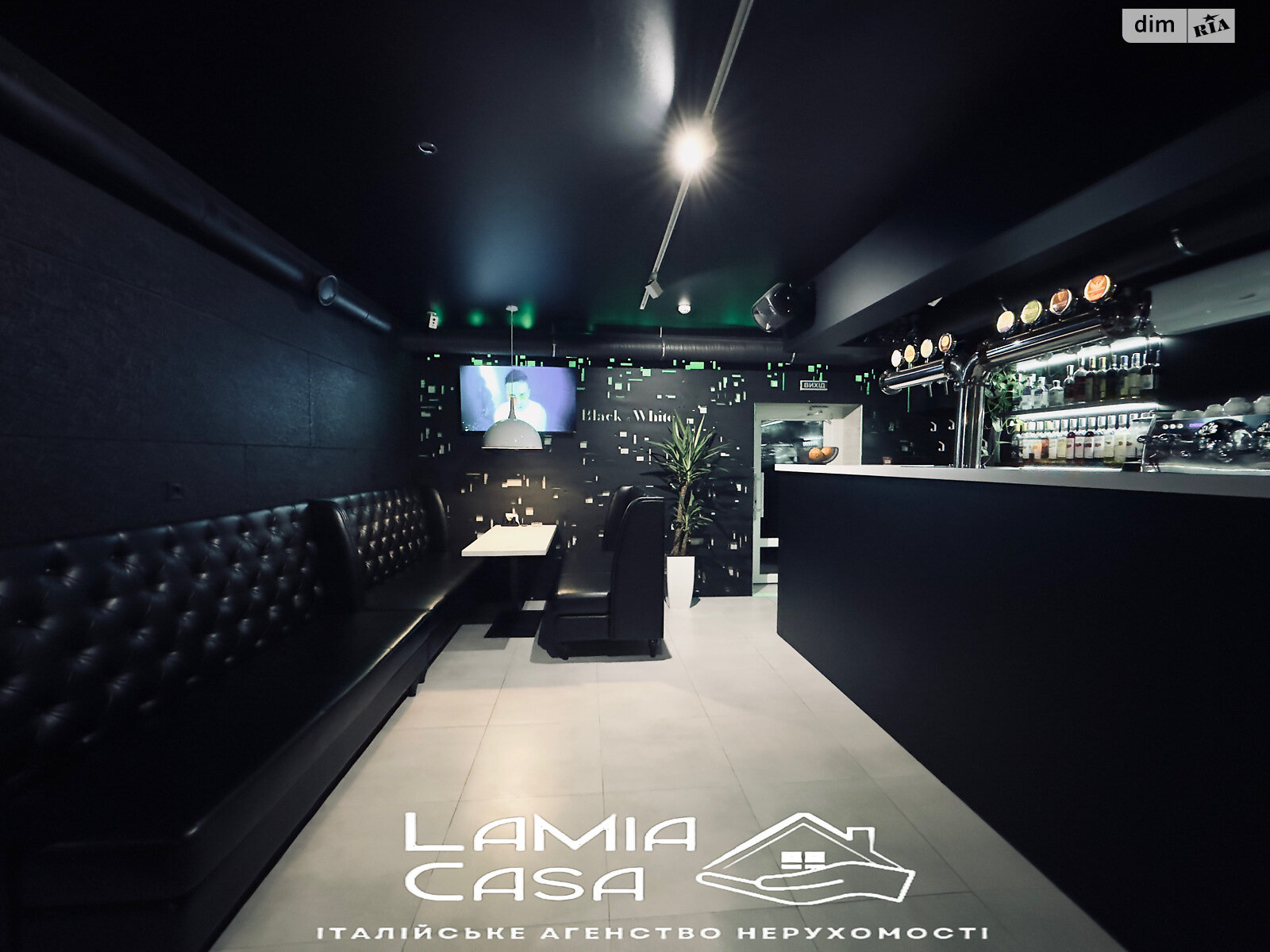 Коммерческое помещение в Черновцах, продажа по Небесной Сотни улица 23, район Шевченковский, цена: 150 000 долларов за объект фото 1 Коммерческое помещение в Черновцах, продажа по Небесной Сотни улица 23, район Шевченковский, цена: 150 000 долларов за объект фото 1