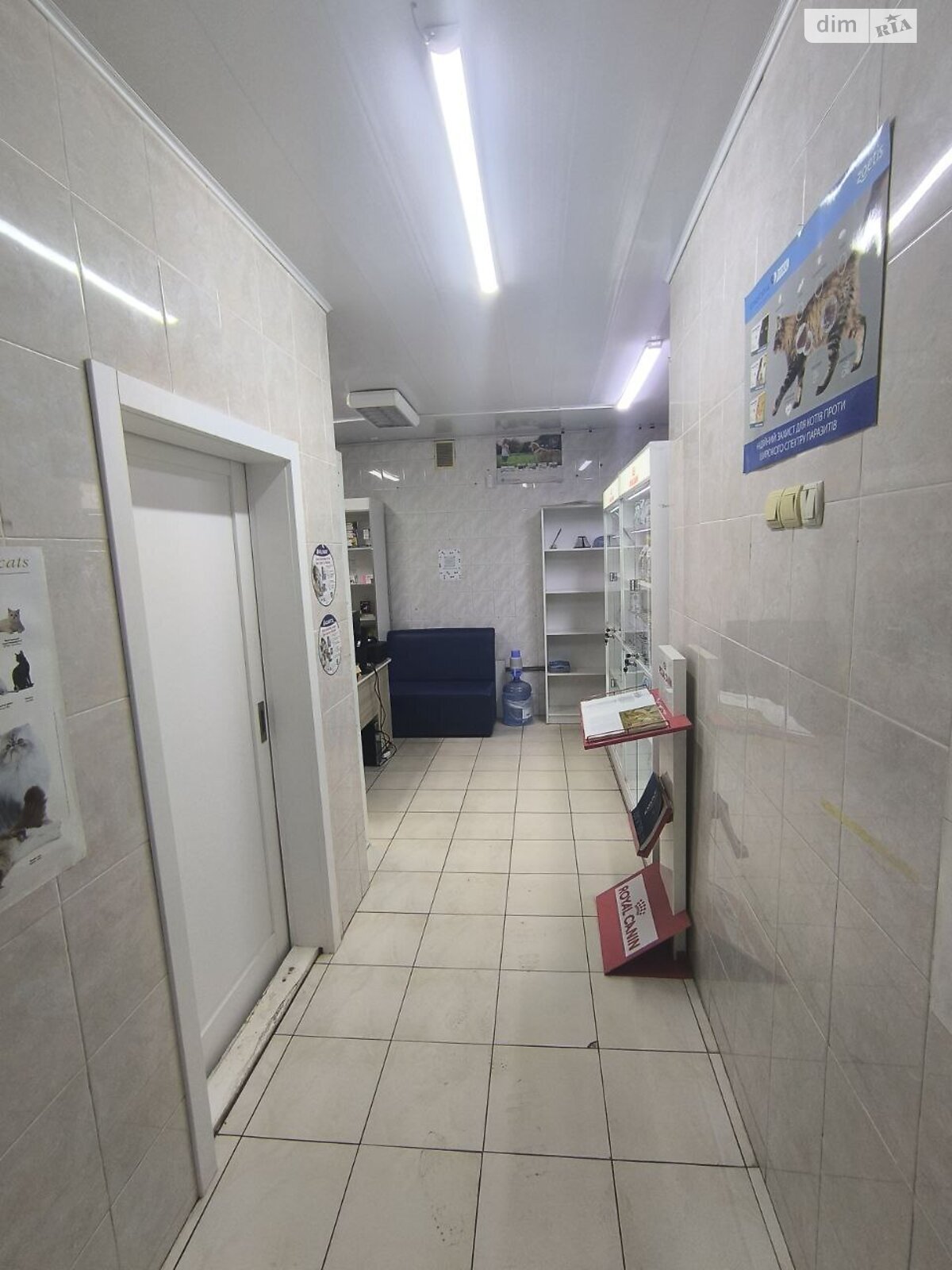 Коммерческое помещение в Черновцах, продажа по Полетаева Федора улица 11, район Шевченковский, цена: 10 000 долларов за объект фото 1 Коммерческое помещение в Черновцах, продажа по Полетаева Федора улица 11, район Шевченковский, цена: 10 000 долларов за объект фото 1