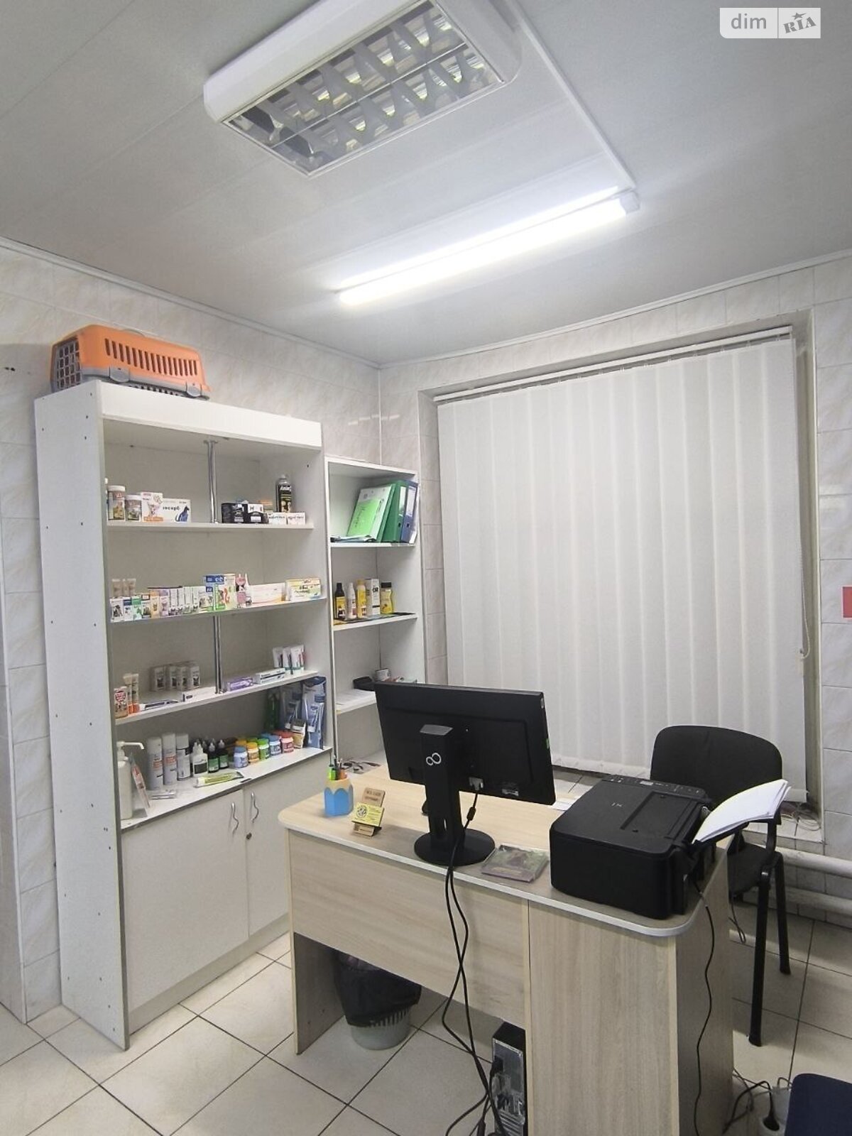 Коммерческое помещение в Черновцах, продажа по Полетаева Федора улица 11, район Шевченковский, цена: 10 000 долларов за объект фото 1 Коммерческое помещение в Черновцах, продажа по Полетаева Федора улица 11, район Шевченковский, цена: 10 000 долларов за объект фото 1