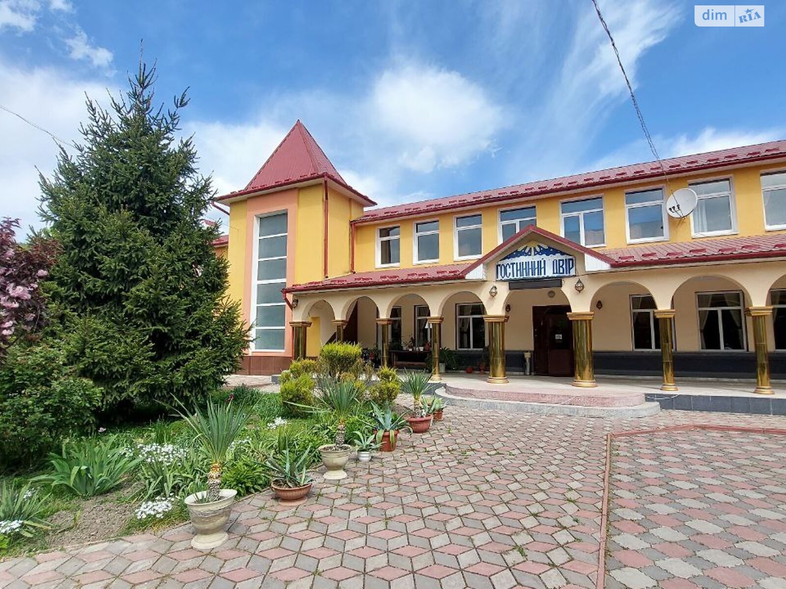 Комерційне приміщення в Чорткові, Шептицького вулиця 28, ціна продажу: 700 000 доларів за об’єкт фото 1 Комерційне приміщення в Чорткові, Шептицького вулиця 28, ціна продажу: 700 000 доларів за об’єкт фото 1