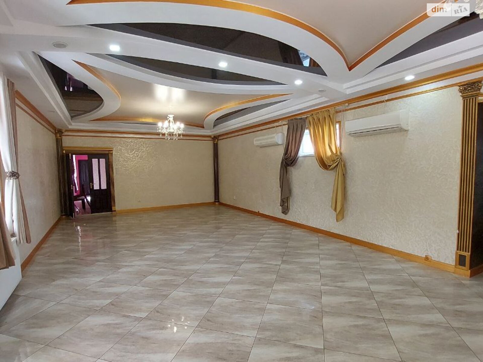 Комерційне приміщення в Чорткові, Шептицького вулиця 28, ціна продажу: 700 000 доларів за об’єкт фото 1 Комерційне приміщення в Чорткові, Шептицького вулиця 28, ціна продажу: 700 000 доларів за об’єкт фото 1