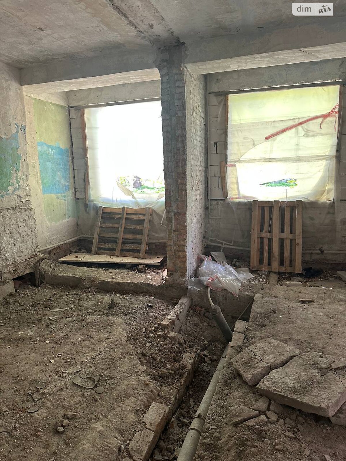 Коммерческое помещение в Днепре, продажа по Мамая казака улица, район 12 квартал, цена: 300 000 долларов за объект фото 1 Коммерческое помещение в Днепре, продажа по Мамая казака улица, район 12 квартал, цена: 300 000 долларов за объект фото 1