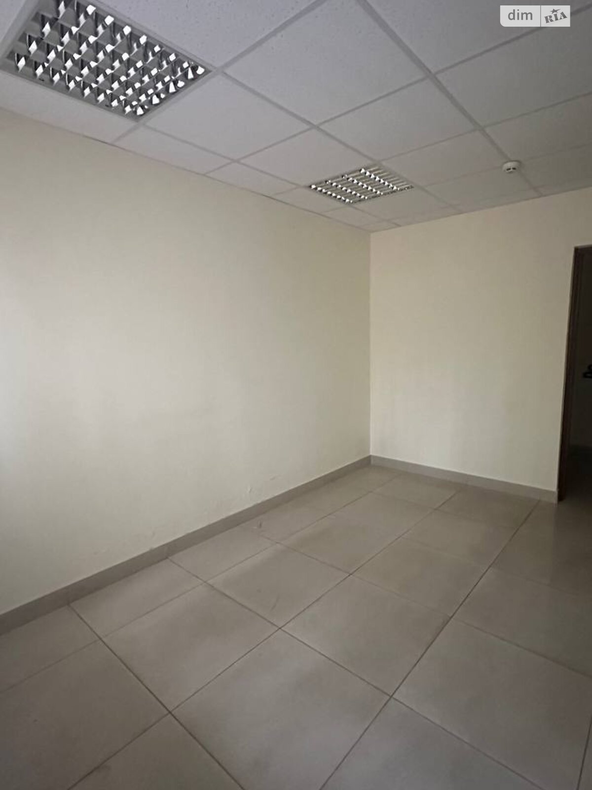 Комерційне приміщення в Дніпрі, продаж по Хмельницького Богдана (Героїв Сталінграда) проспект 110А, район Чечелівський, ціна: 52 000 доларів за об’єкт фото 1