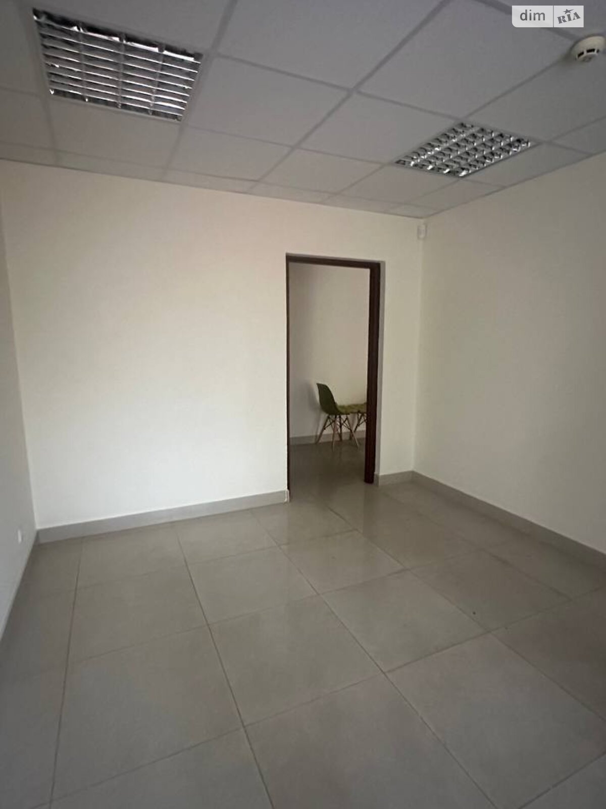 Комерційне приміщення в Дніпрі, продаж по Хмельницького Богдана (Героїв Сталінграда) проспект 110А, район Чечелівський, ціна: 52 000 доларів за об’єкт фото 1