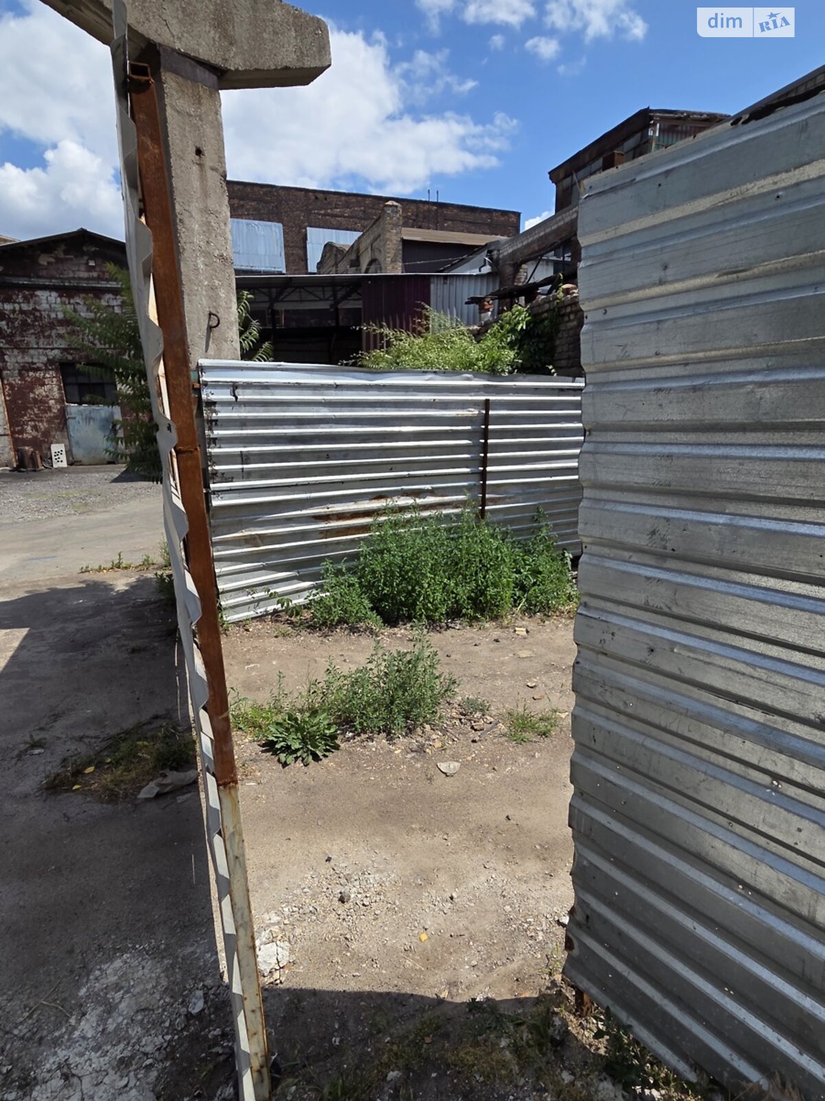 Коммерческое помещение в Днепре, продажа по Ударников улица 27, район Чечеловский, цена: 750 000 долларов за объект фото 1 Коммерческое помещение в Днепре, продажа по Ударников улица 27, район Чечеловский, цена: 750 000 долларов за объект фото 1