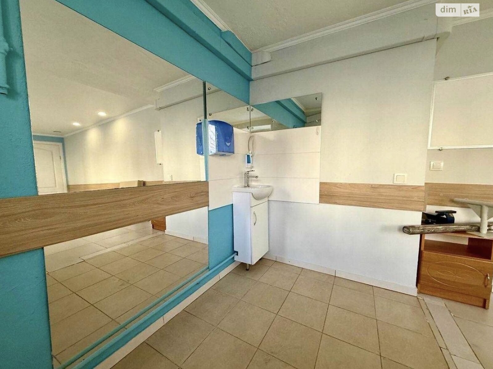 Коммерческое помещение в Днепре, продажа по Высоковольтная улица 83, район ДИИТ, цена: 36 000 долларов за объект фото 1