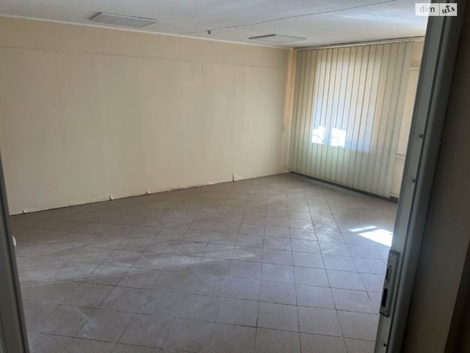 Комерційне приміщення в Дніпрі, продаж по Артема вулиця 44, район Єврейська слобода, ціна: 100 000 доларів за об’єкт фото 1 Комерційне приміщення в Дніпрі, продаж по Артема вулиця 44, район Єврейська слобода, ціна: 100 000 доларів за об’єкт фото 1