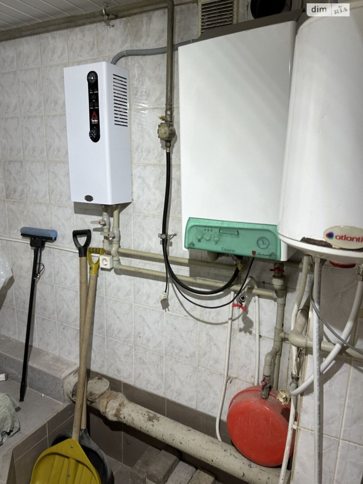 Комерційне приміщення в Дніпрі, продаж по Артема вулиця 44, район Єврейська слобода, ціна: 100 000 доларів за об’єкт фото 1 Комерційне приміщення в Дніпрі, продаж по Артема вулиця 44, район Єврейська слобода, ціна: 100 000 доларів за об’єкт фото 1