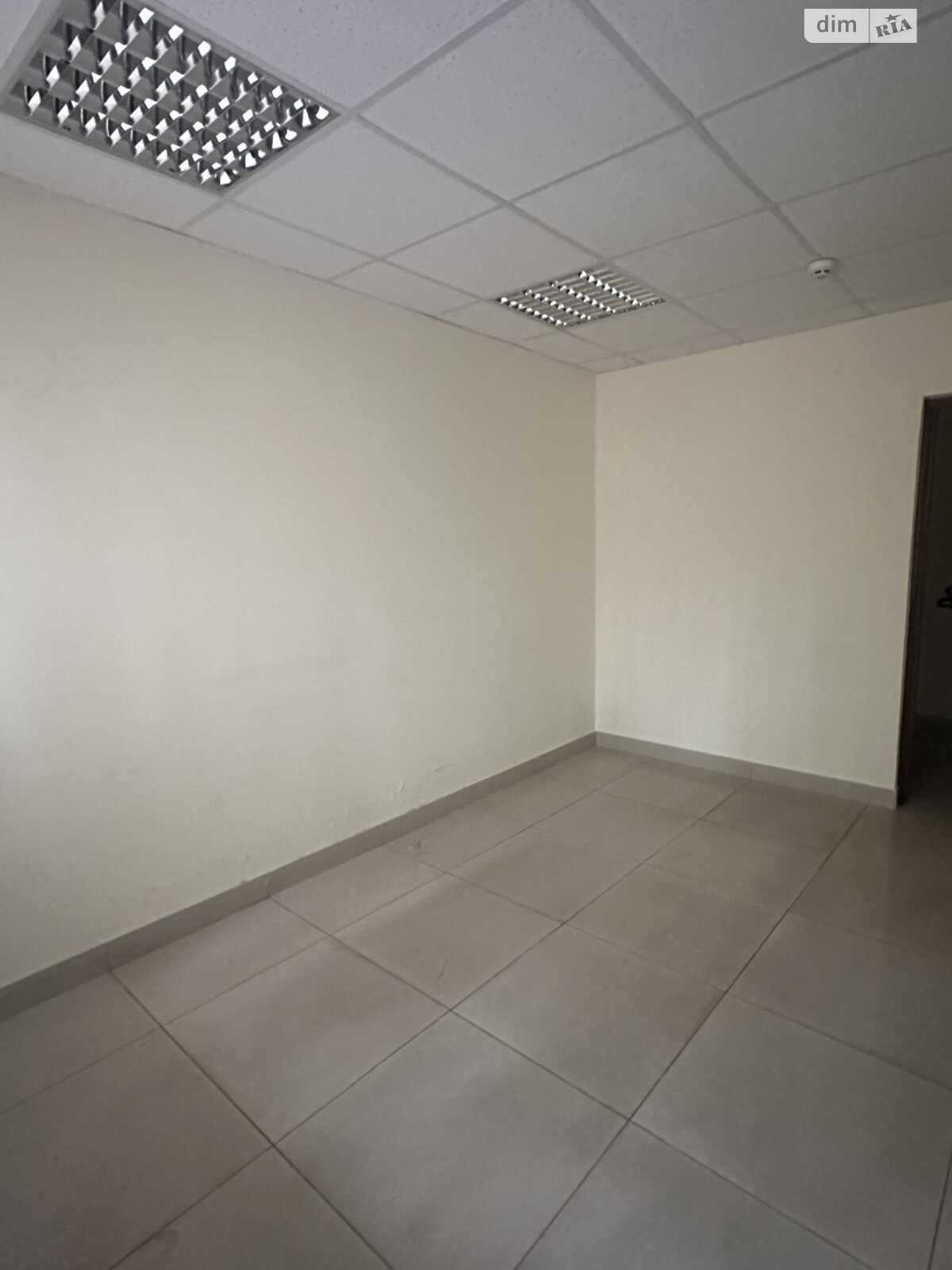 Коммерческое помещение в Днепре, Хмельницкого Богдана (Героев Сталинграда) проспект, цена продажи: 52 000 долларов за объект фото 1