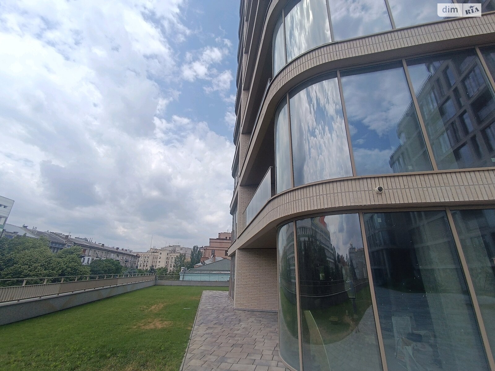 Коммерческое помещение в Днепре, Короленко улица 2К, цена: продажи 176 550 долларов за объект фото 1 Коммерческое помещение в Днепре, Короленко улица 2К, цена продажи: 176 550 долларов за объект фото 1