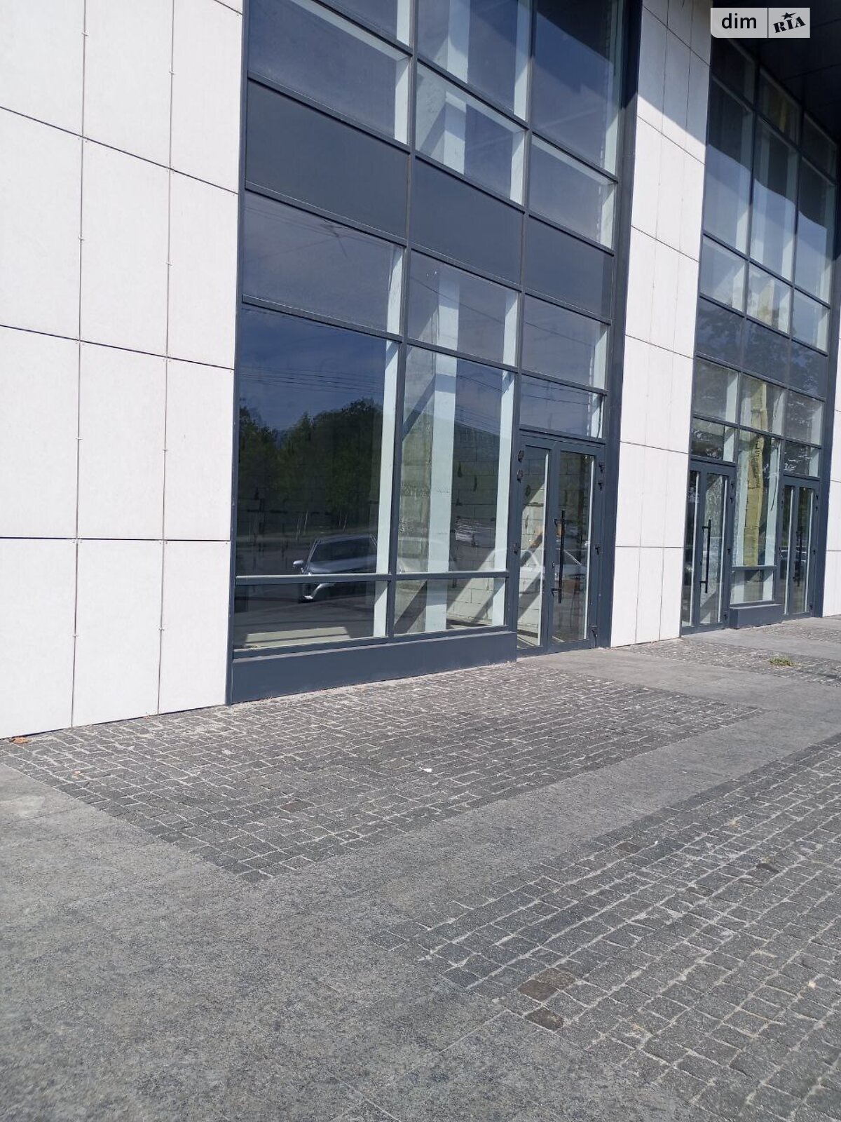 Комерційне приміщення в Дніпрі, продаж по Набережна Перемоги вулиця 40Д, район Перемога-1, ціна: 666 000 доларів за об’єкт фото 1