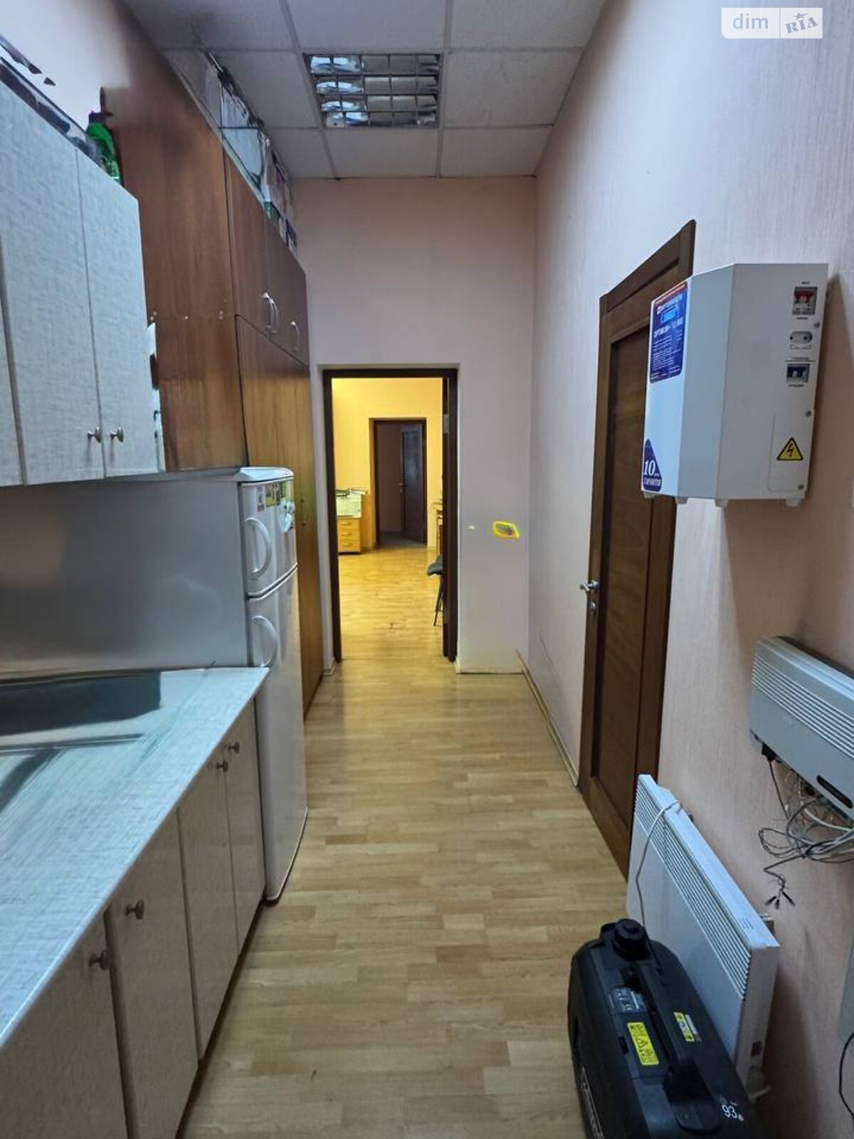 Комерційне приміщення в Дніпрі, продаж по Моссаковського Володимира вулиця 1, район Нагорний, ціна: 135 000 доларів за об’єкт фото 1 Комерційне приміщення в Дніпрі, продаж по Моссаковського Володимира вулиця 1, район Нагорний, ціна: 135 000 доларів за об’єкт фото 1
