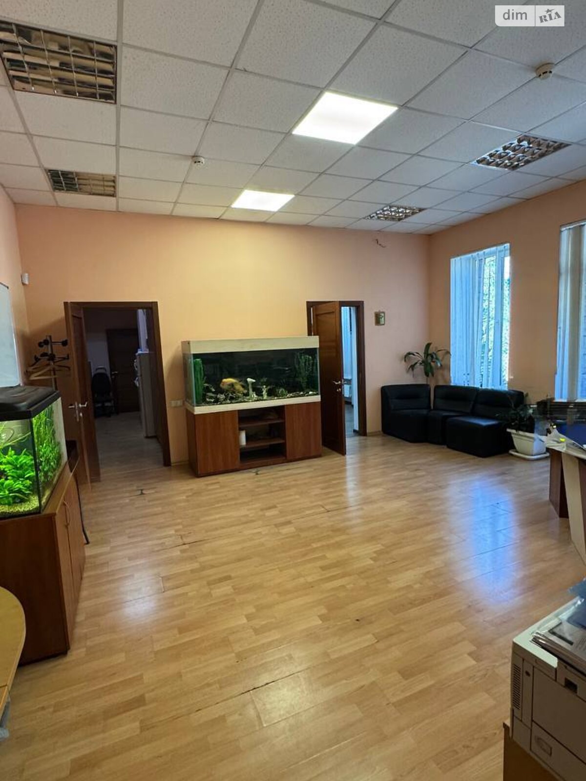 Комерційне приміщення в Дніпрі, продаж по Моссаковського Володимира вулиця 1, район Нагорний, ціна: 135 000 доларів за об’єкт фото 1 Комерційне приміщення в Дніпрі, продаж по Моссаковського Володимира вулиця 1, район Нагорний, ціна: 135 000 доларів за об’єкт фото 1