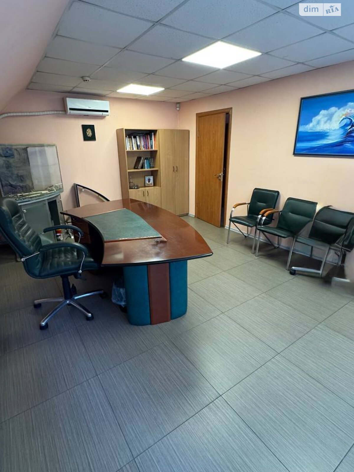 Комерційне приміщення в Дніпрі, продаж по Моссаковського Володимира вулиця 1, район Нагорний, ціна: 135 000 доларів за об’єкт фото 1 Комерційне приміщення в Дніпрі, продаж по Моссаковського Володимира вулиця 1, район Нагорний, ціна: 135 000 доларів за об’єкт фото 1