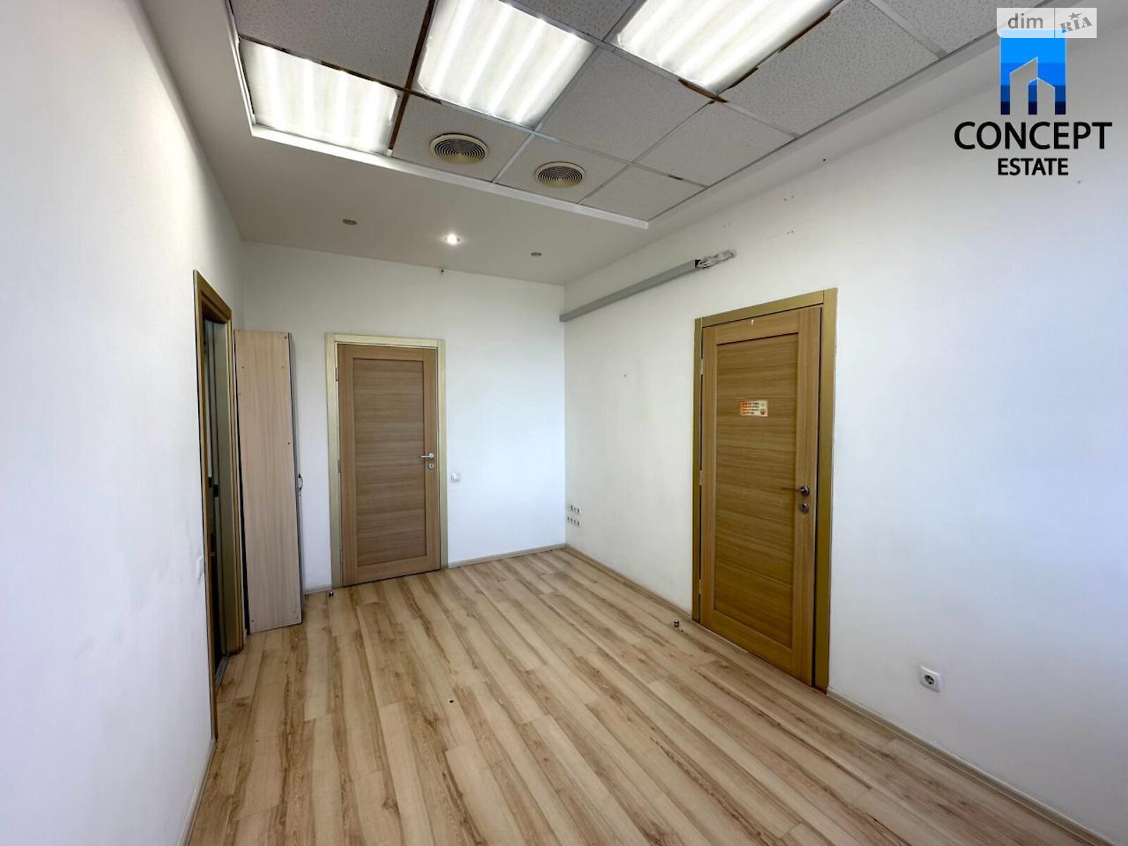 Коммерческое помещение в Днепре, продажа по Яворницкого Дмитрия проспект 1А, район Нагорный, цена: 150 000 долларов за объект фото 1 Коммерческое помещение в Днепре, продажа по Яворницкого Дмитрия проспект 1А, район Нагорный, цена: 150 000 долларов за объект фото 1