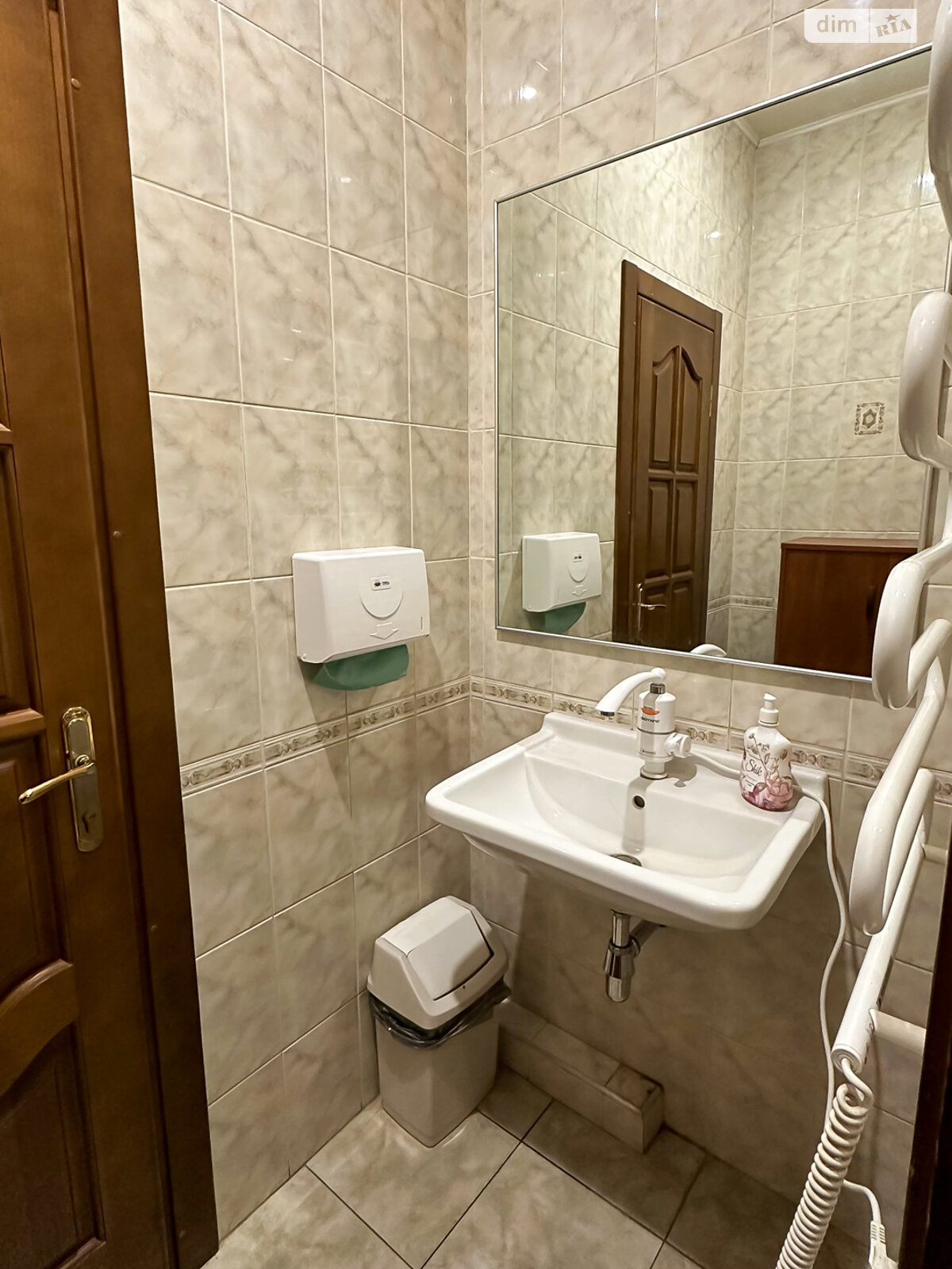 Комерційне приміщення в Дніпрі, продаж по Херсонська вулиця 9А, район Проспект Поля, ціна: 130 000 доларів за об’єкт фото 1