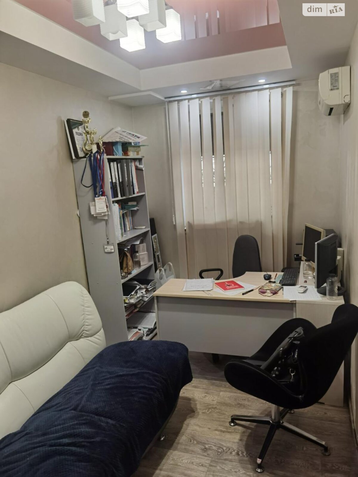 Комерційне приміщення в Дніпрі, продаж по Леоніда Стромцова вулиця 1, район Славутич, ціна: 79 000 доларів за об’єкт фото 1 Комерційне приміщення в Дніпрі, продаж по Леоніда Стромцова вулиця 1, район Славутич, ціна: 79 000 доларів за об’єкт фото 1