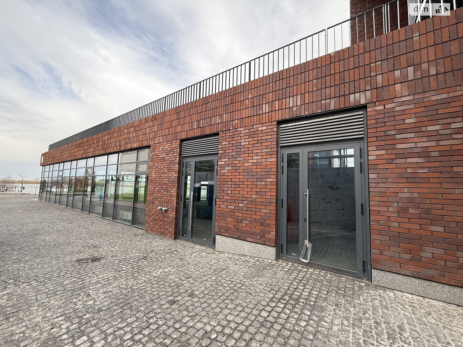 Комерційне приміщення в Дніпрі, продаж по Січеславська Набережна вулиця 39Б, район Соборний, ціна: 95 000 доларів за об’єкт фото 1 Комерційне приміщення в Дніпрі, продаж по Січеславська Набережна вулиця 39Б, район Соборний, ціна: 95 000 доларів за об’єкт фото 1