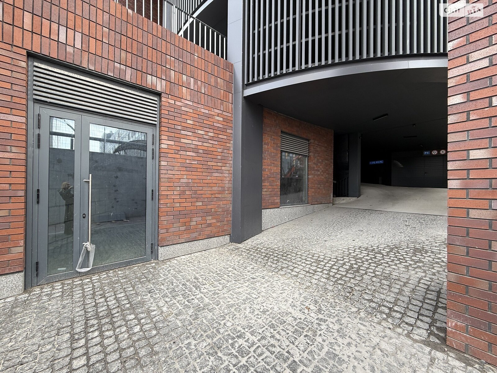 Комерційне приміщення в Дніпрі, продаж по Січеславська Набережна вулиця 39Б, район Соборний, ціна: 95 000 доларів за об’єкт фото 1 Комерційне приміщення в Дніпрі, продаж по Січеславська Набережна вулиця 39Б, район Соборний, ціна: 95 000 доларів за об’єкт фото 1