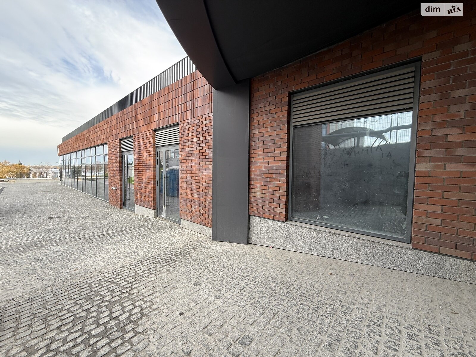 Комерційне приміщення в Дніпрі, продаж по Січеславська Набережна вулиця 39Б, район Соборний, ціна: 95 000 доларів за об’єкт фото 1 Комерційне приміщення в Дніпрі, продаж по Січеславська Набережна вулиця 39Б, район Соборний, ціна: 95 000 доларів за об’єкт фото 1