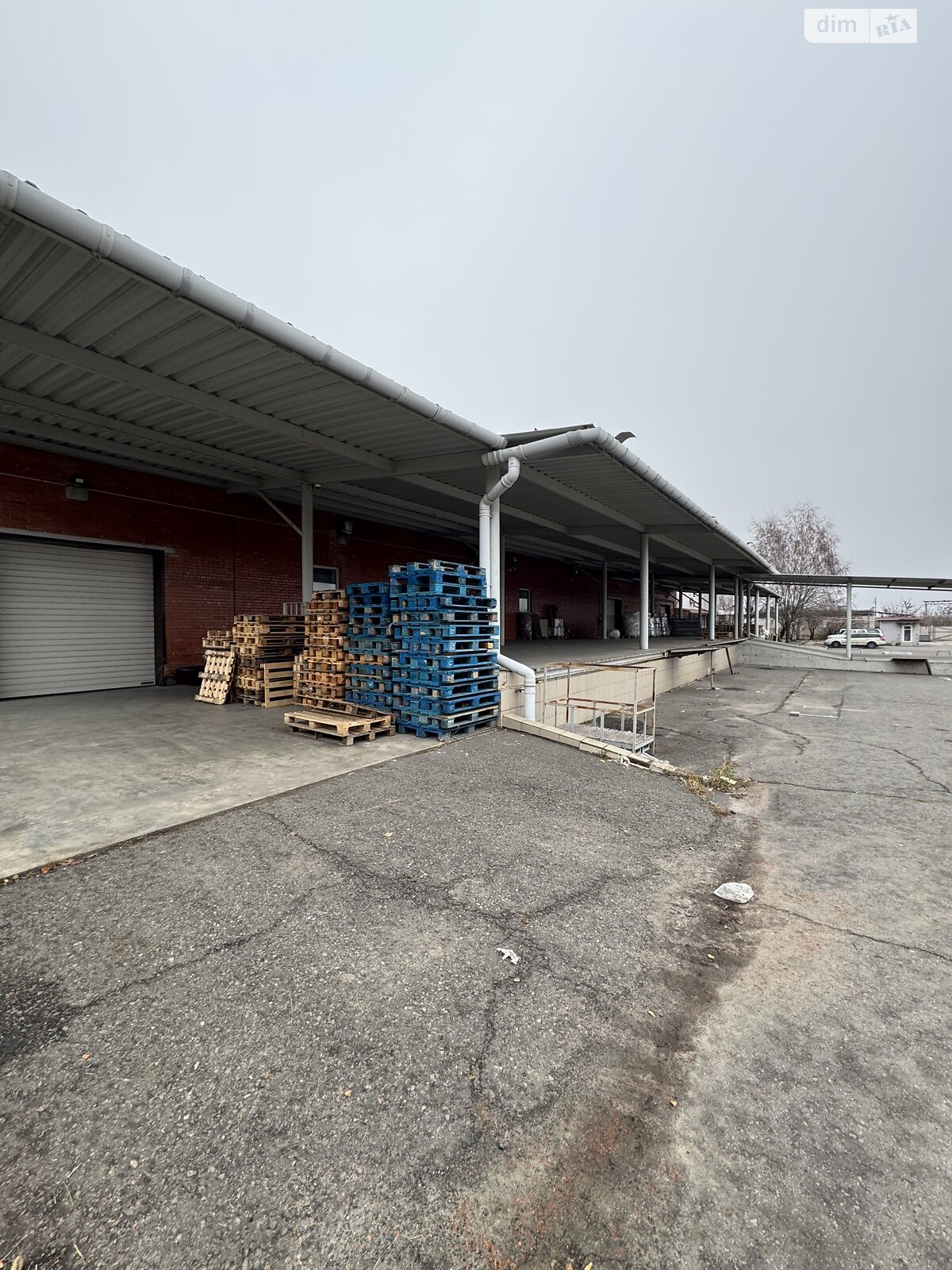 Коммерческое помещение в Днепре, продажа по Стартовая улица, район Соборный, цена: 1 300 000 долларов за объект фото 1 Коммерческое помещение в Днепре, продажа по Стартовая улица, район Соборный, цена: 1 300 000 долларов за объект фото 1