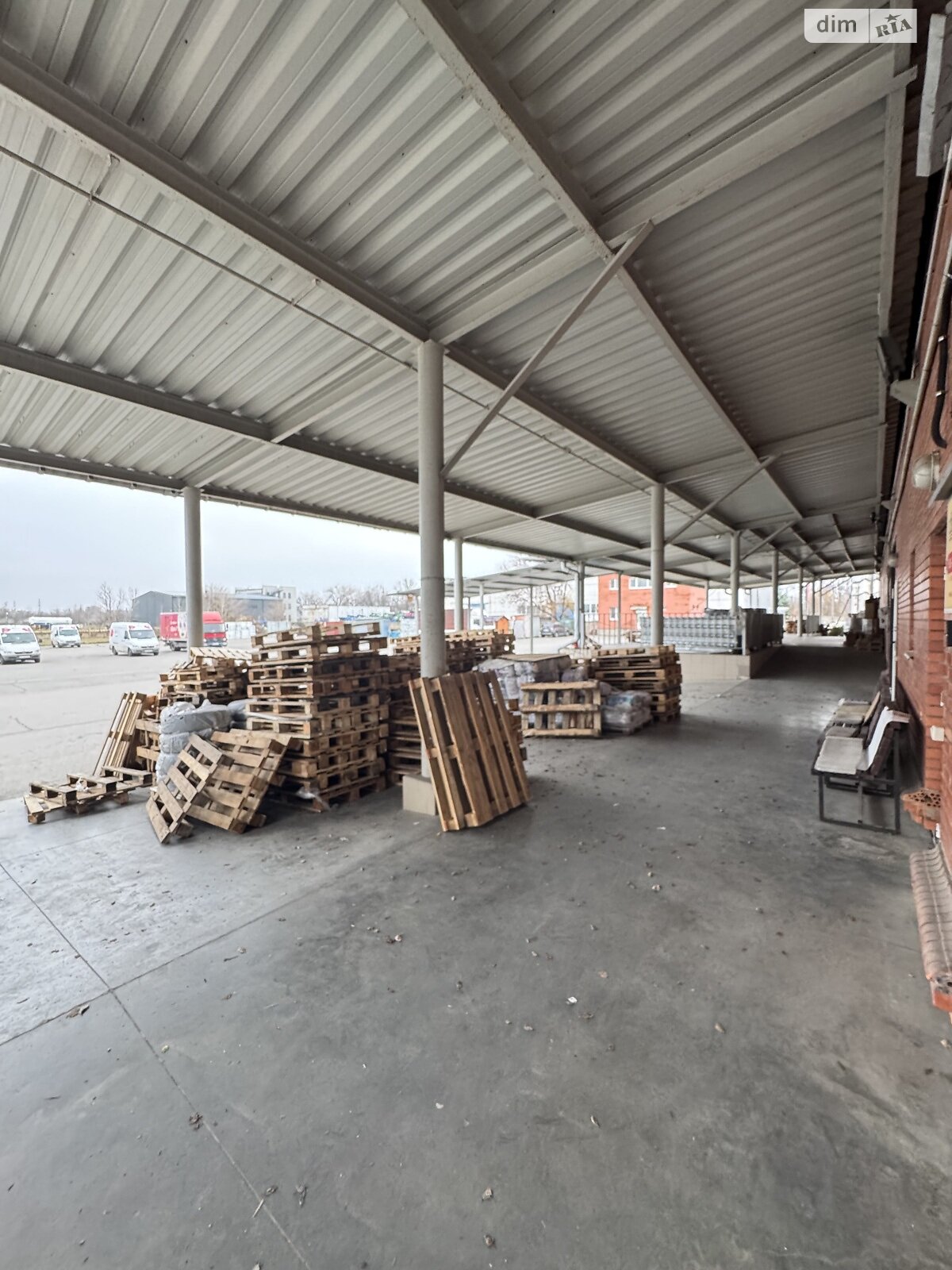 Коммерческое помещение в Днепре, продажа по Стартовая улица, район Соборный, цена: 1 300 000 долларов за объект фото 1 Коммерческое помещение в Днепре, продажа по Стартовая улица, район Соборный, цена: 1 300 000 долларов за объект фото 1