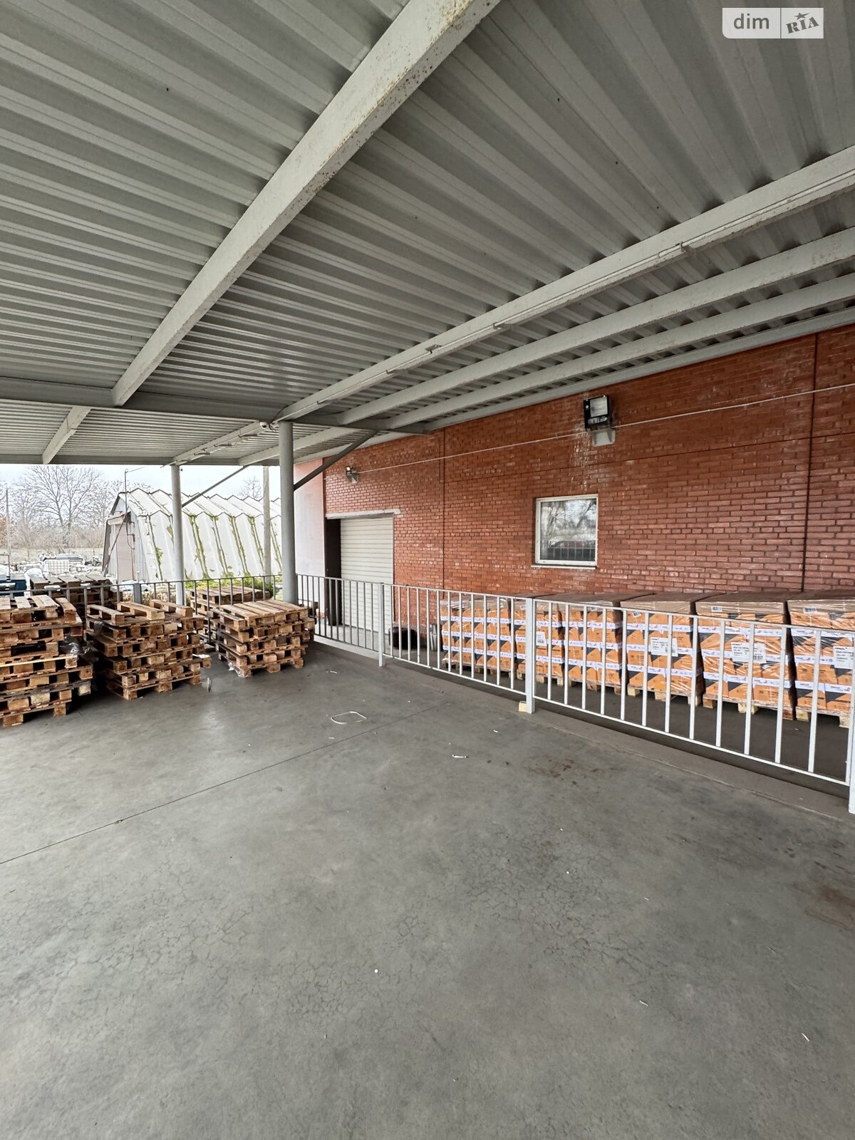 Коммерческое помещение в Днепре, продажа по Стартовая улица, район Соборный, цена: 1 300 000 долларов за объект фото 1 Коммерческое помещение в Днепре, продажа по Стартовая улица, район Соборный, цена: 1 300 000 долларов за объект фото 1