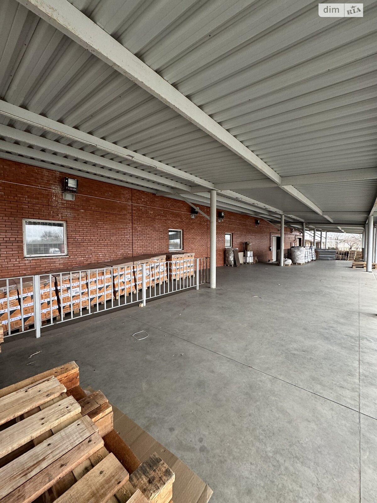 Коммерческое помещение в Днепре, продажа по Стартовая улица, район Соборный, цена: 1 300 000 долларов за объект фото 1 Коммерческое помещение в Днепре, продажа по Стартовая улица, район Соборный, цена: 1 300 000 долларов за объект фото 1