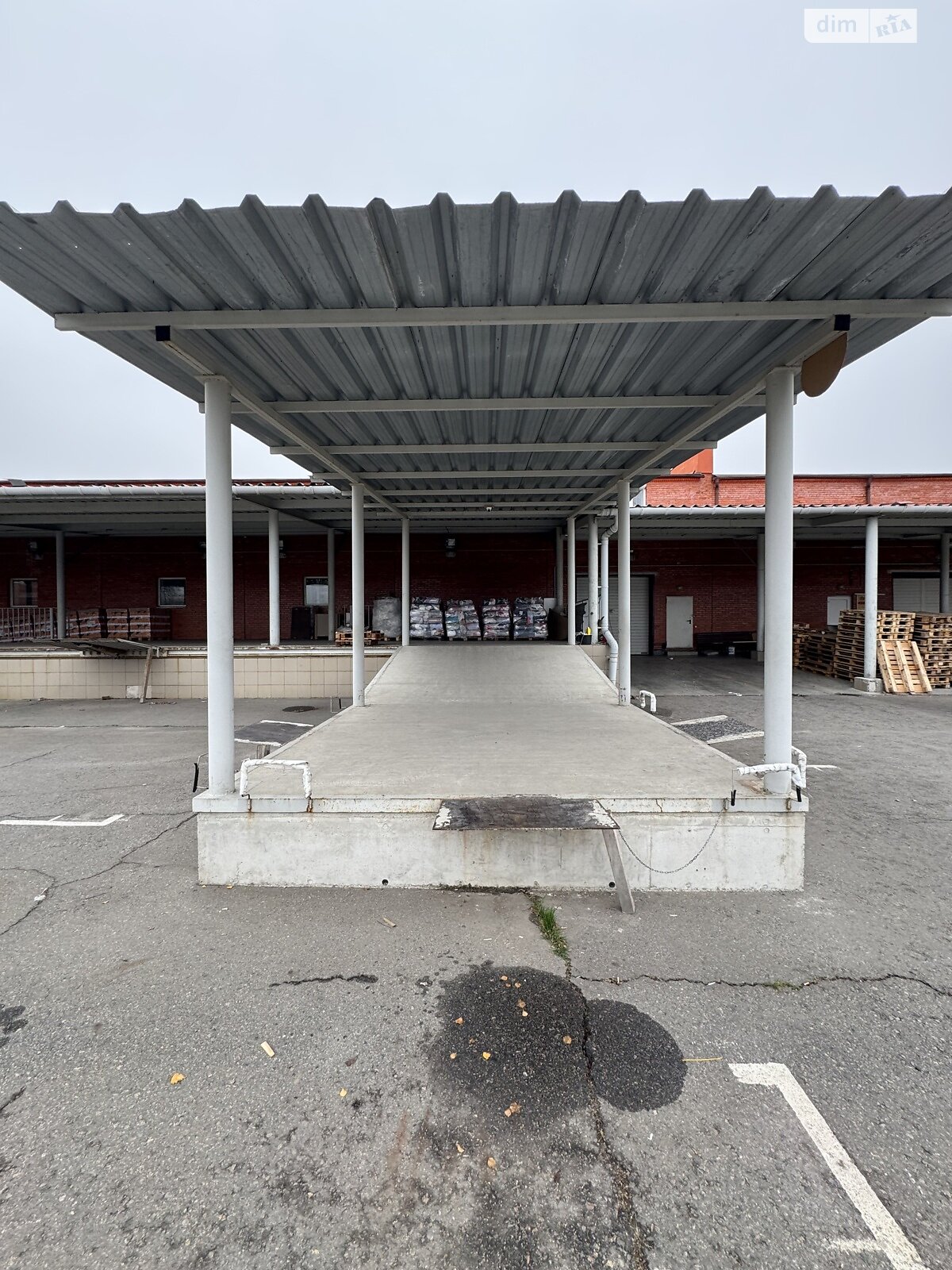 Коммерческое помещение в Днепре, продажа по Стартовая улица, район Соборный, цена: 1 300 000 долларов за объект фото 1 Коммерческое помещение в Днепре, продажа по Стартовая улица, район Соборный, цена: 1 300 000 долларов за объект фото 1