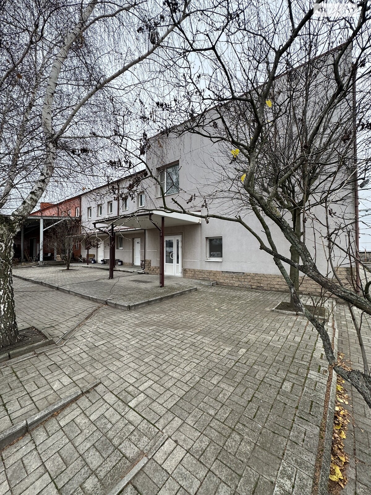 Коммерческое помещение в Днепре, продажа по Стартовая улица, район Соборный, цена: 1 300 000 долларов за объект фото 1 Коммерческое помещение в Днепре, продажа по Стартовая улица, район Соборный, цена: 1 300 000 долларов за объект фото 1