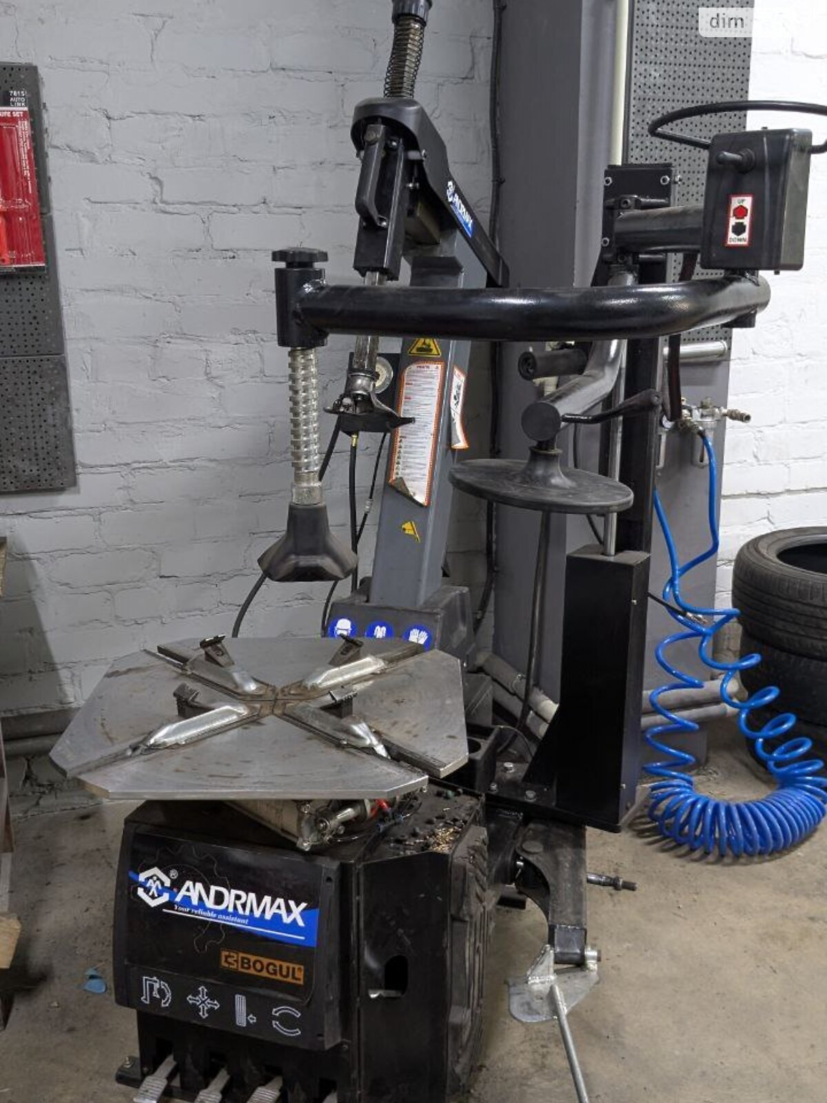 Коммерческое помещение в Днепре, продажа по Солнечная Набережная (Малиновского Маршала) улица 76, район Солнечный, цена: 1 500 000 долларов за объект фото 1 Коммерческое помещение в Днепре, продажа по Солнечная Набережная (Малиновского Маршала) улица 76, район Солнечный, цена: 1 500 000 долларов за объект фото 1