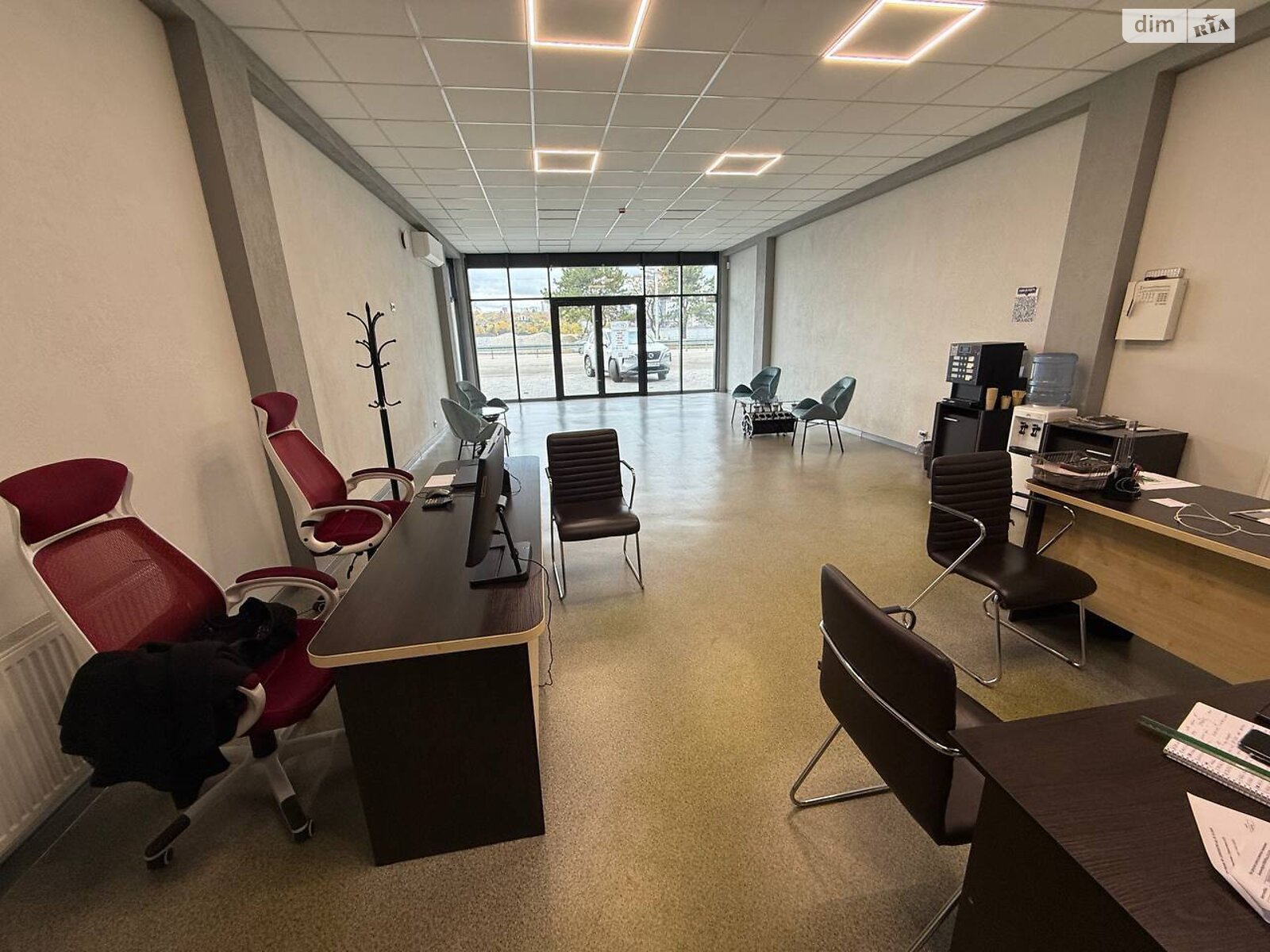 Комерційне приміщення в Дніпрі, продаж по Сонячна Набережна (Малиновського Маршала) вулиця 76, район Сонячний, ціна: 1 500 000 доларів за об’єкт фото 1 Комерційне приміщення в Дніпрі, продаж по Сонячна Набережна (Малиновського Маршала) вулиця 76, район Сонячний, ціна: 1 500 000 доларів за об’єкт фото 1