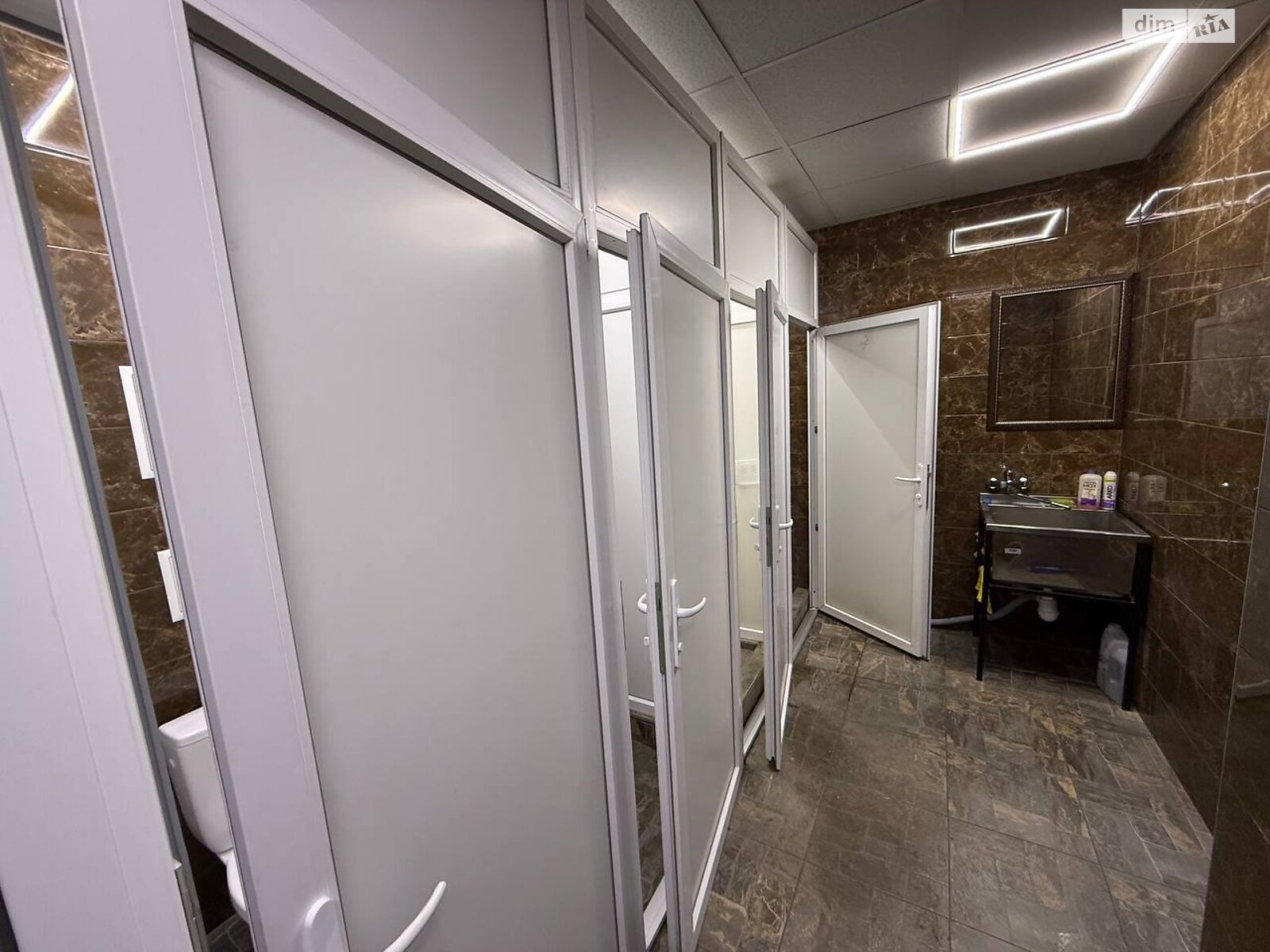 Комерційне приміщення в Дніпрі, продаж по Сонячна Набережна (Малиновського Маршала) вулиця 76, район Сонячний, ціна: 1 500 000 доларів за об’єкт фото 1 Комерційне приміщення в Дніпрі, продаж по Сонячна Набережна (Малиновського Маршала) вулиця 76, район Сонячний, ціна: 1 500 000 доларів за об’єкт фото 1