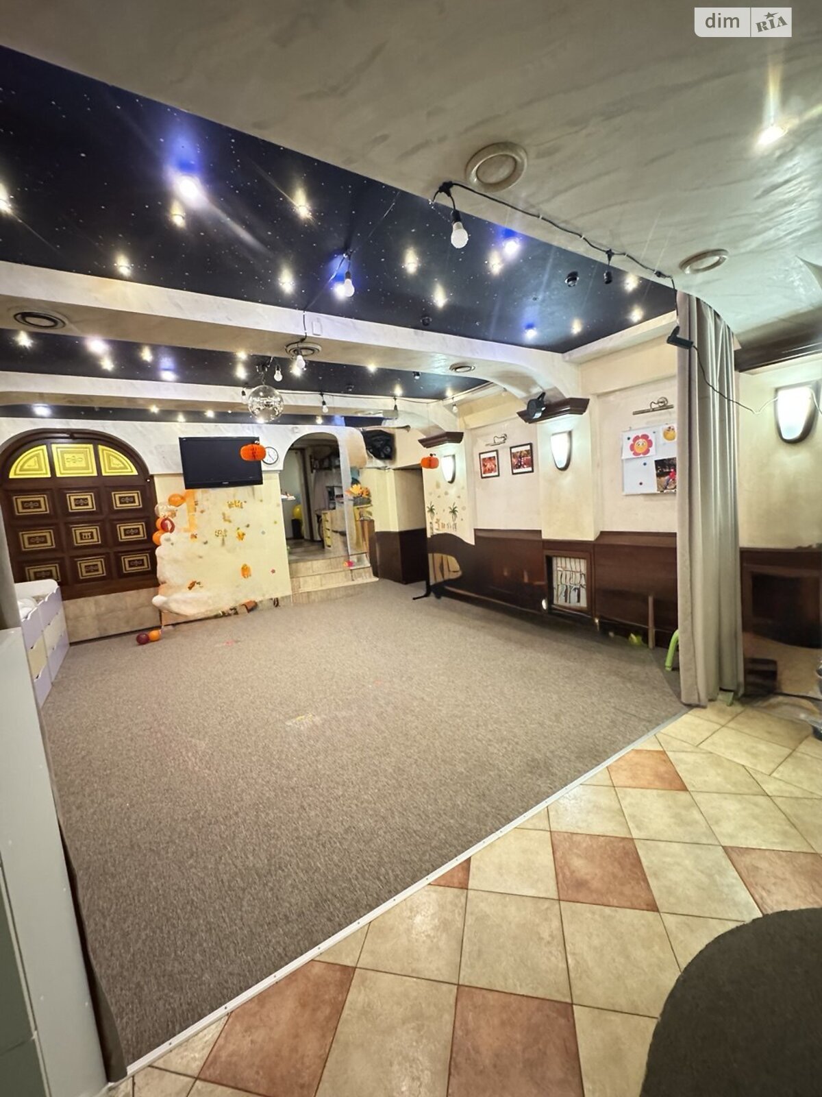 Комерційне приміщення в Дніпрі, продаж по Панікахи вулиця 77А, район Тополя-3, ціна: 128 000 доларів за об’єкт фото 1