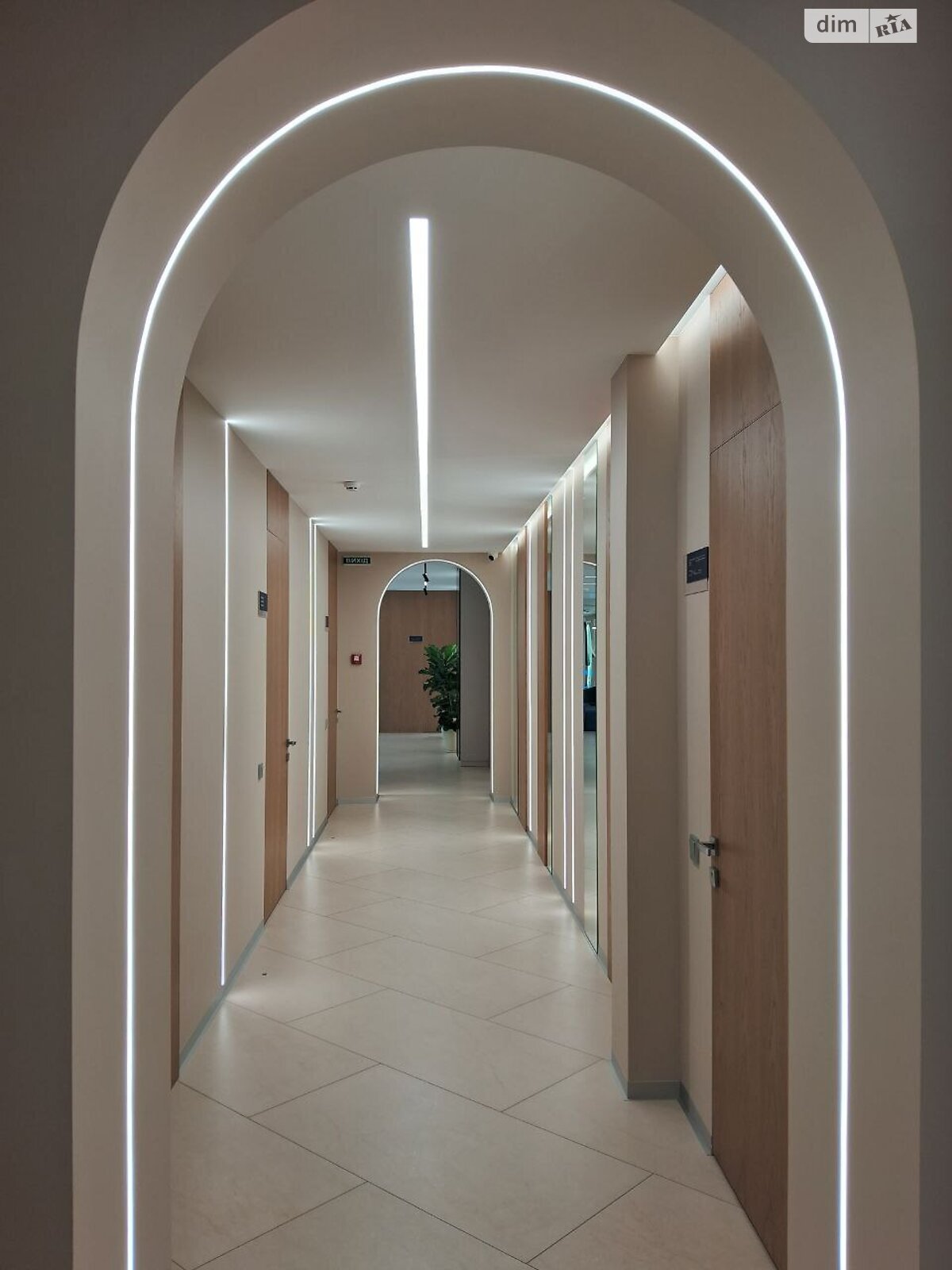 Коммерческое помещение в Днепре, продажа по Исполкомовская улица 13, район Центр, цена: 591 000 долларов за объект фото 1