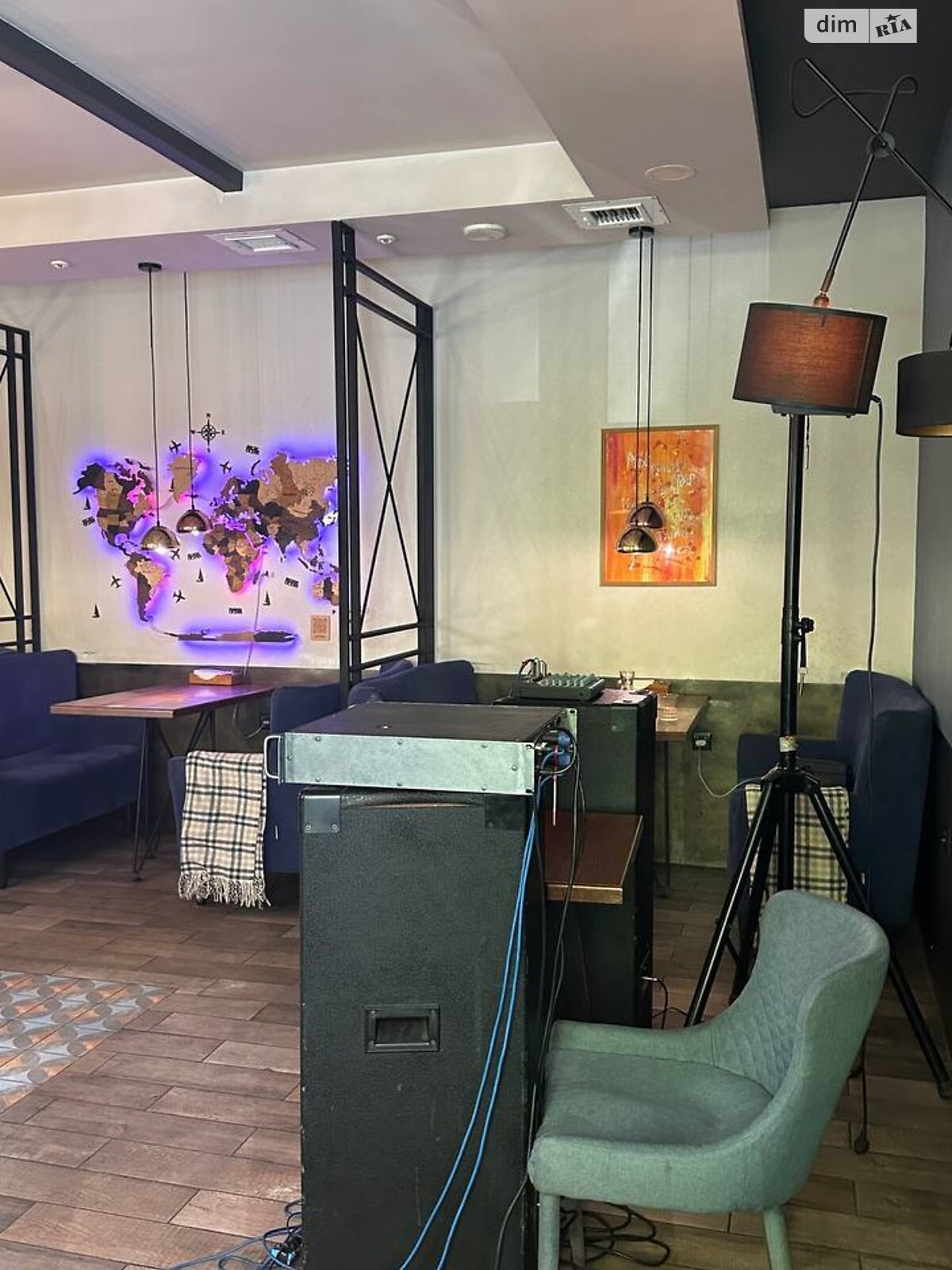 Комерційне приміщення в Дніпрі, продаж по Володимира Мономаха вулиця 4, район Центр, ціна: 18 000 доларів за об’єкт фото 1 Комерційне приміщення в Дніпрі, продаж по Володимира Мономаха вулиця 4, район Центр, ціна: 18 000 доларів за об’єкт фото 1