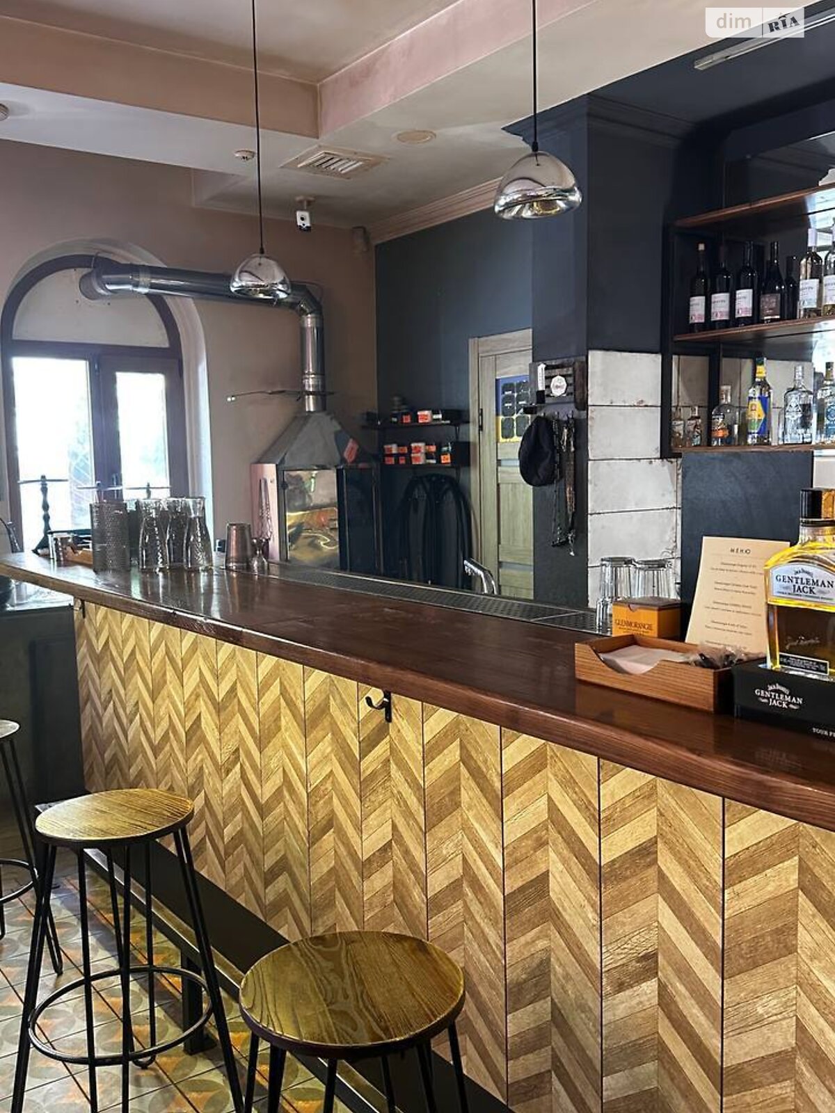 Комерційне приміщення в Дніпрі, продаж по Володимира Мономаха вулиця 4, район Центр, ціна: 18 000 доларів за об’єкт фото 1 Комерційне приміщення в Дніпрі, продаж по Володимира Мономаха вулиця 4, район Центр, ціна: 18 000 доларів за об’єкт фото 1