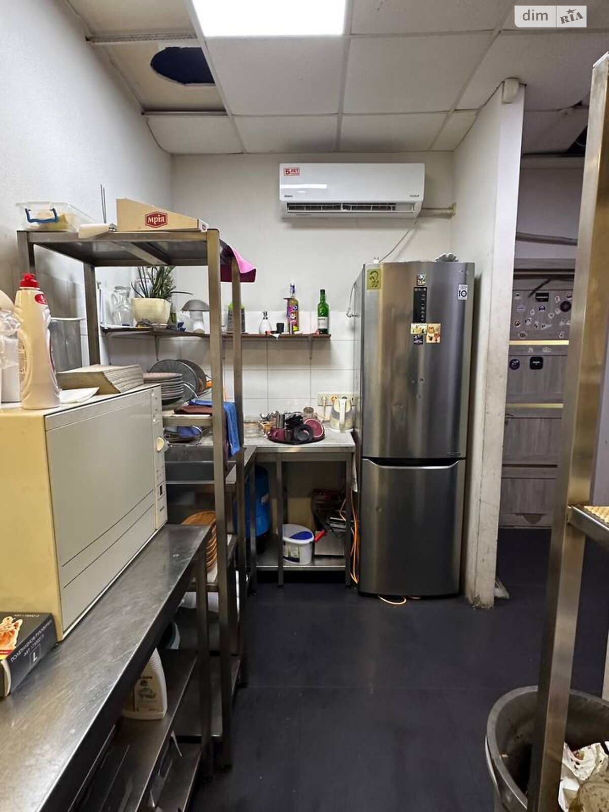 Комерційне приміщення в Дніпрі, продаж по Володимира Мономаха вулиця 4, район Центр, ціна: 18 000 доларів за об’єкт фото 1 Комерційне приміщення в Дніпрі, продаж по Володимира Мономаха вулиця 4, район Центр, ціна: 18 000 доларів за об’єкт фото 1