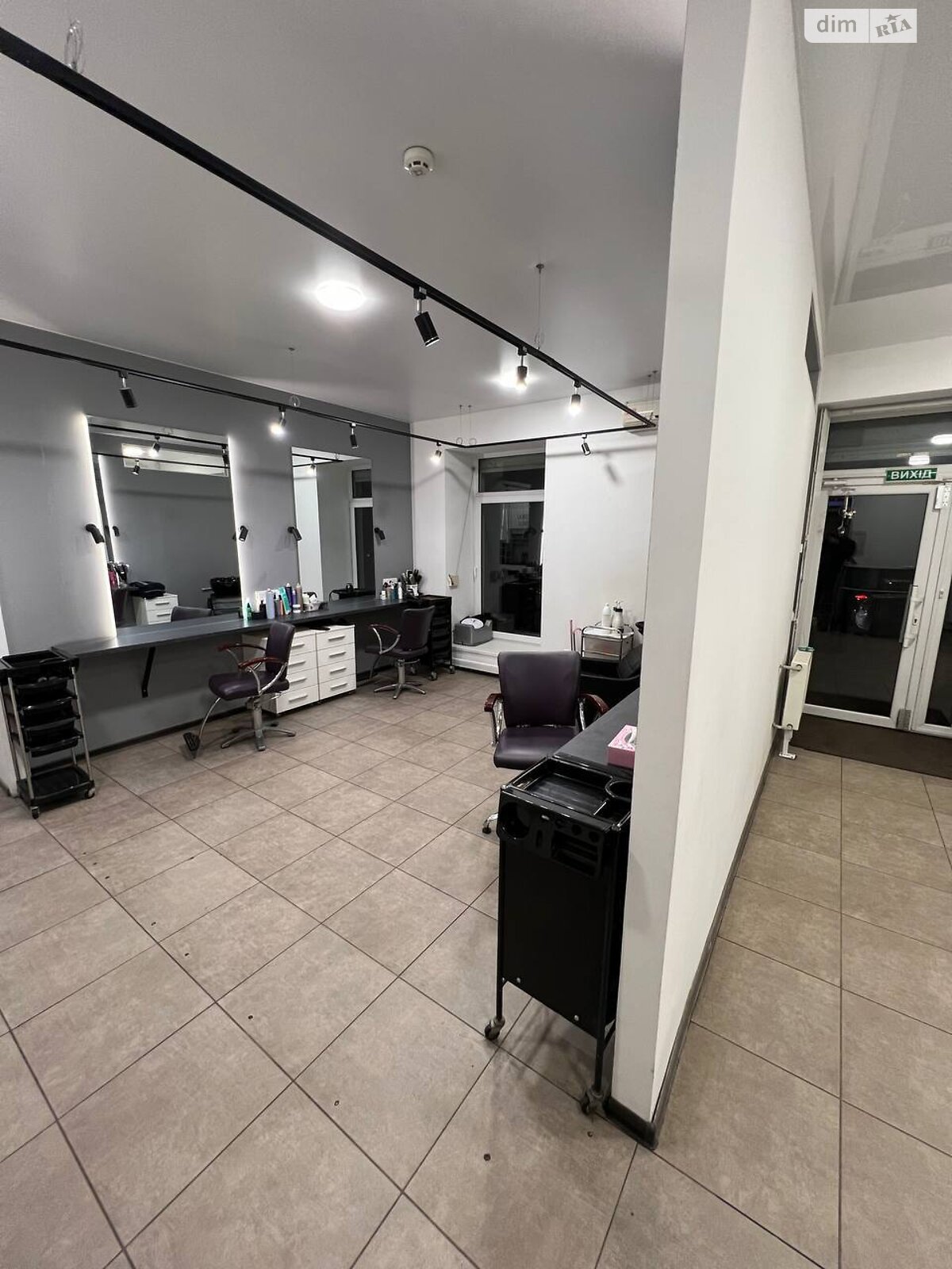 Комерційне приміщення в Дніпрі, продаж по Воскресенська вулиця 1А, район Центр, ціна: 195 000 доларів за об’єкт фото 1