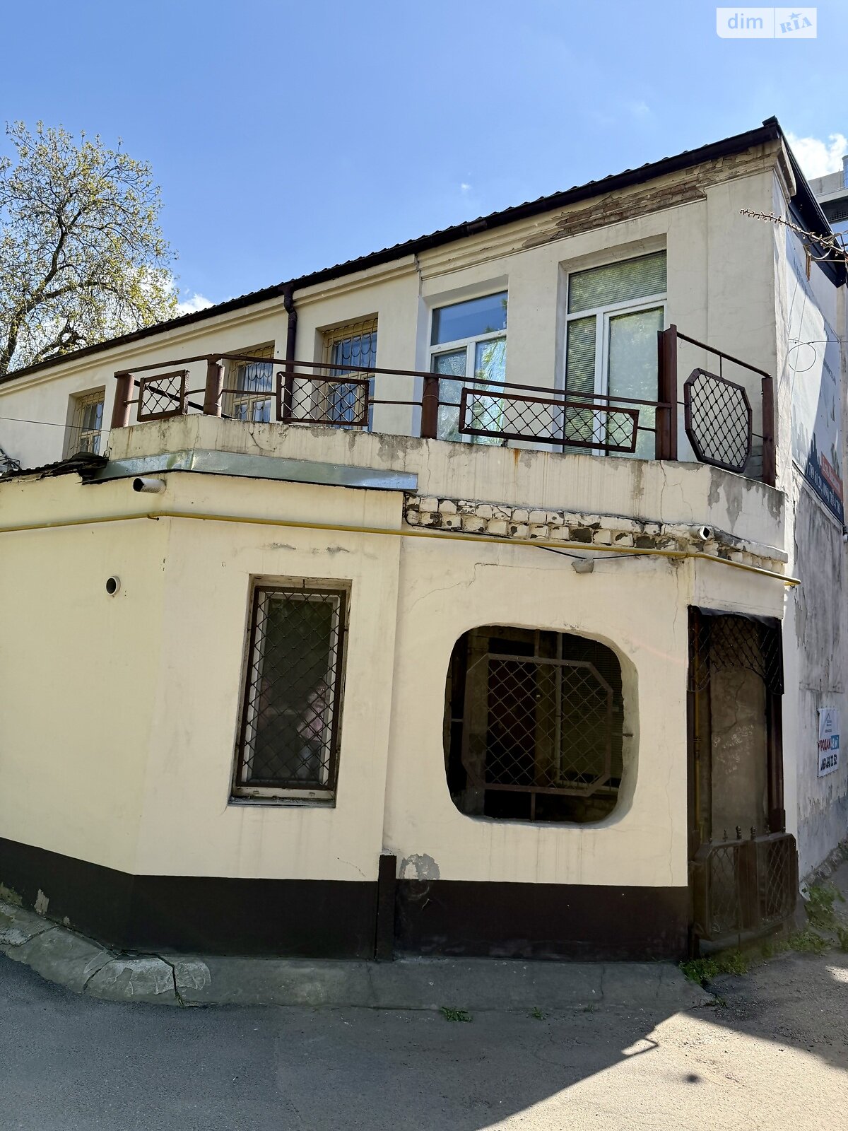 Коммерческое помещение в Днепре, продажа по Лазаря Глобы улица 5, район Центральный, цена: 32 000 долларов за объект фото 1 Коммерческое помещение в Днепре, продажа по Лазаря Глобы улица 5, район Центральный, цена: 32 000 долларов за объект фото 1