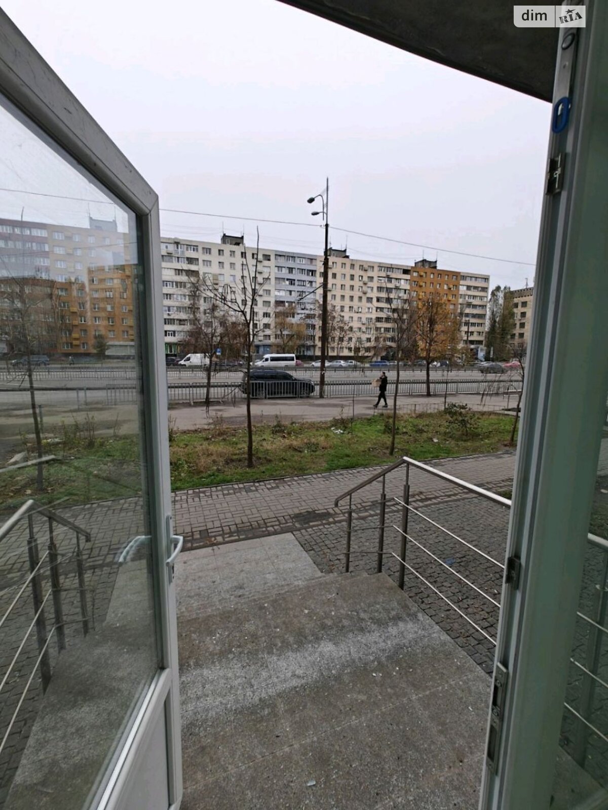 Коммерческое помещение в Днепре, продажа по Слобожанский проспект 6, район Воронцова, цена: 85 000 долларов за объект фото 1 Коммерческое помещение в Днепре, продажа по Слобожанский проспект 6, район Воронцова, цена: 85 000 долларов за объект фото 1