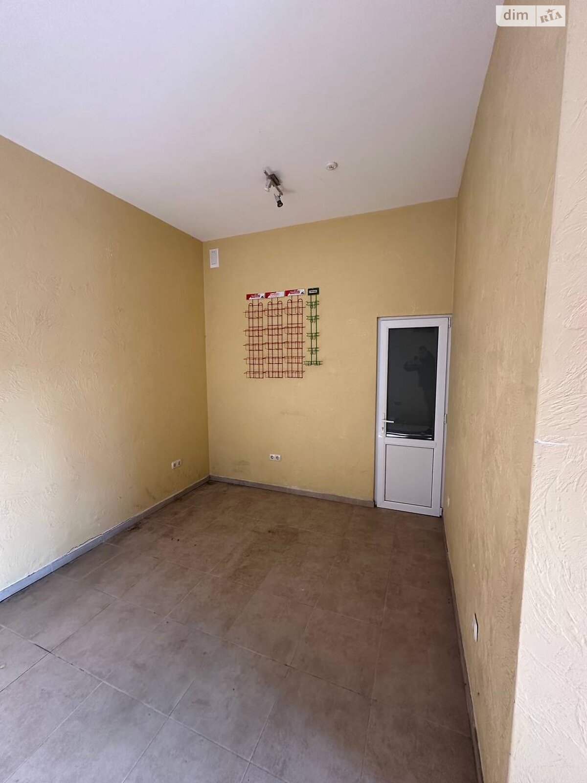 Коммерческое помещение в Долине, Облиски улица 115В, цена: продажи 20 000 долларов за объект фото 1 Коммерческое помещение в Долине, Облиски улица 115В, цена продажи: 20 000 долларов за объект фото 1