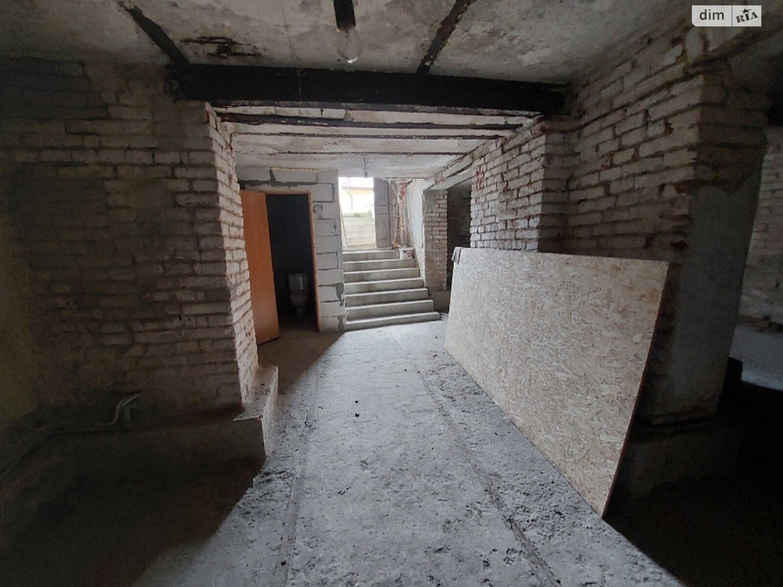 Коммерческое помещение в Дрогобыче, продажа по Подвалье улица 5, район Дрогобыч, цена: 27 000 долларов за объект фото 1 Коммерческое помещение в Дрогобыче, продажа по Подвалье улица 5, район Дрогобыч, цена: 27 000 долларов за объект фото 1