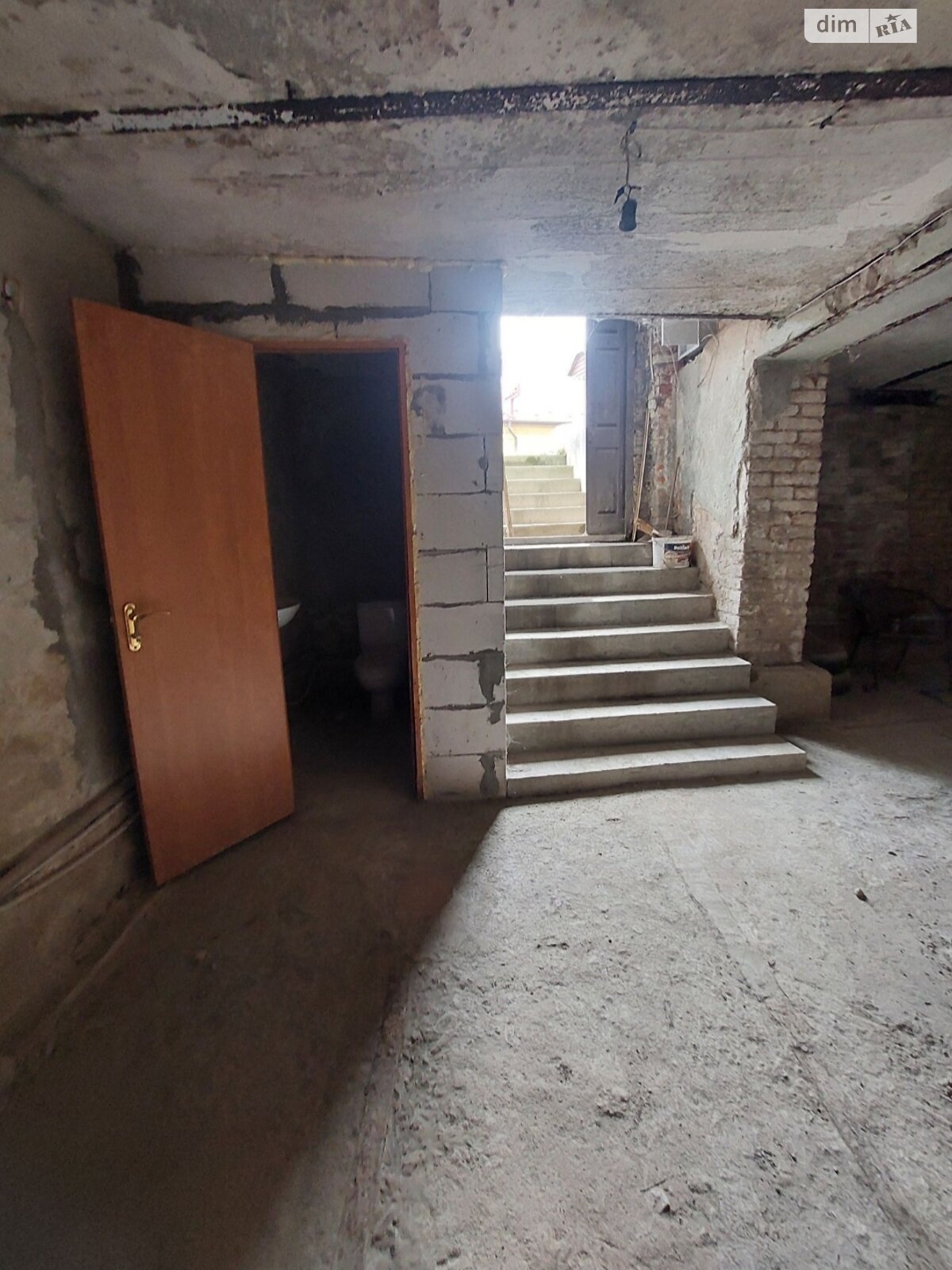 Коммерческое помещение в Дрогобыче, продажа по Подвалье улица 5, район Дрогобыч, цена: 27 000 долларов за объект фото 1 Коммерческое помещение в Дрогобыче, продажа по Подвалье улица 5, район Дрогобыч, цена: 27 000 долларов за объект фото 1