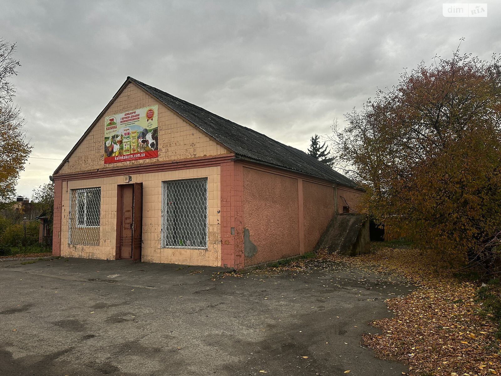 Коммерческое помещение в Дубно, продажа по Михаила Грушевского улица 122, район Дубно, цена: 100 долларов за объект фото 1