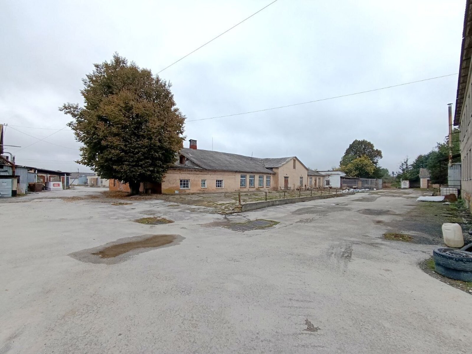 Комерційне приміщення в Дунаївцях, продаж по вулиця Травнева 2А, район Дунаївці, ціна: 2 100 000 доларів за об’єкт фото 1