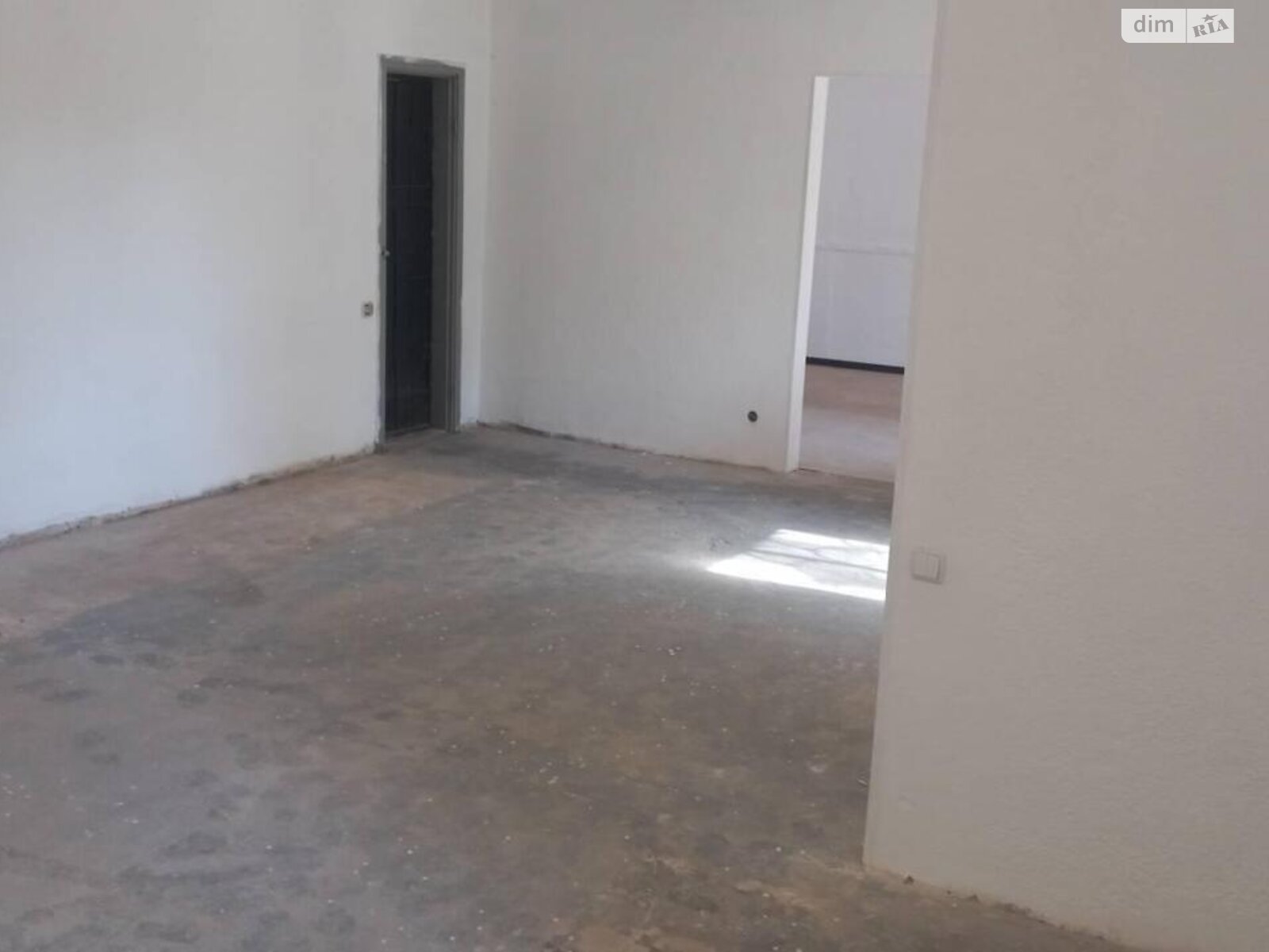Комерційне приміщення в Фонтанці, вул. Семенова, ціна продажу: 95 000 доларів за об’єкт фото 1 Комерційне приміщення в Фонтанці, вул. Семенова, ціна продажу: 95 000 доларів за об’єкт фото 1